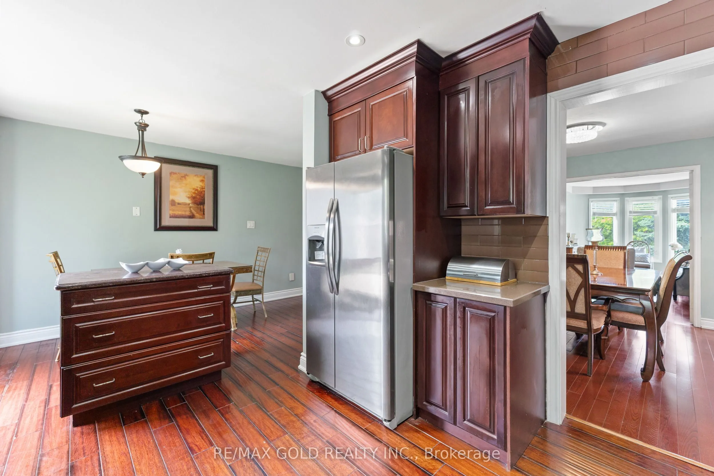 31 CASTLEHILL Road
