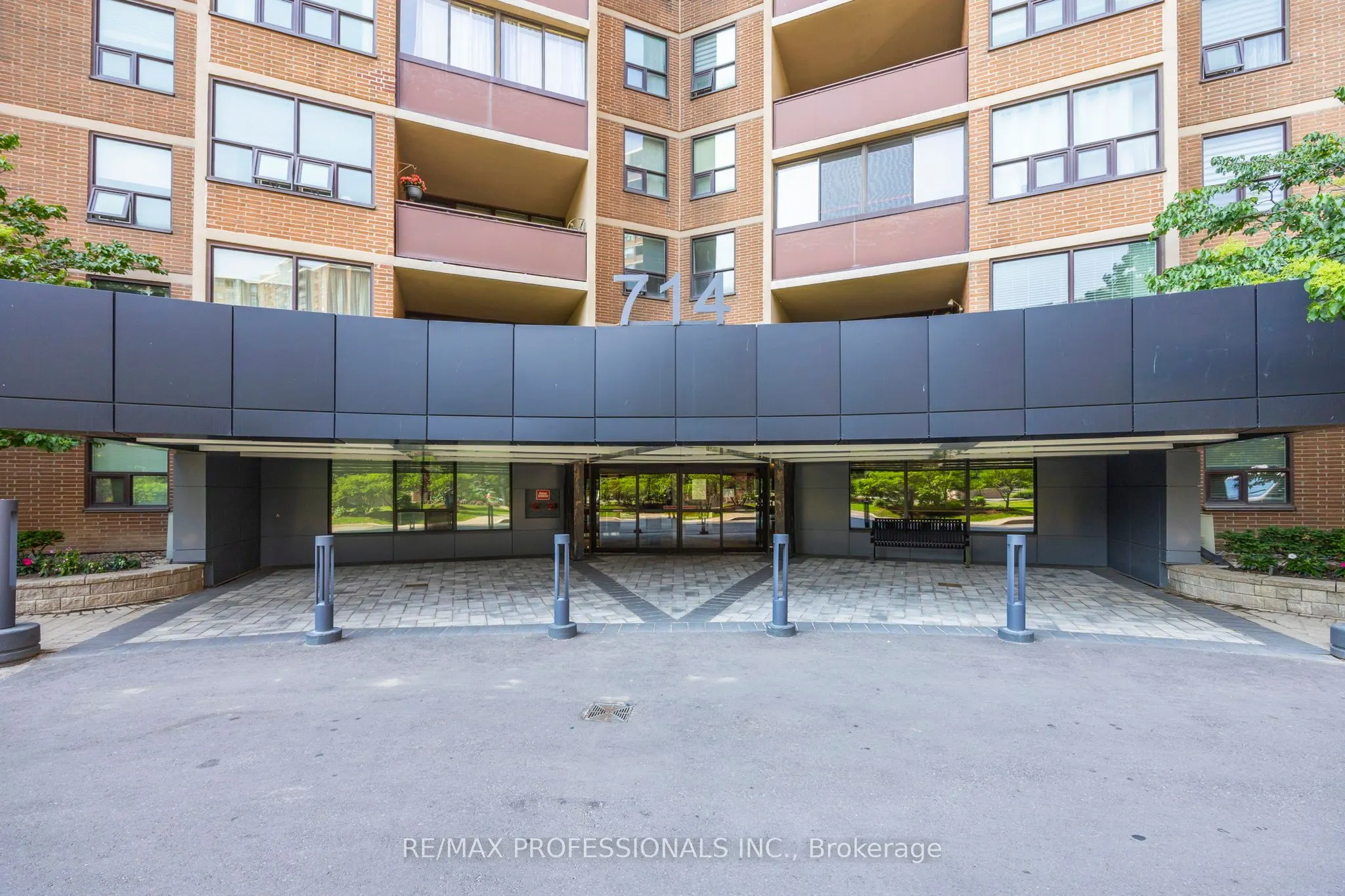 714 The West Mall, #1810