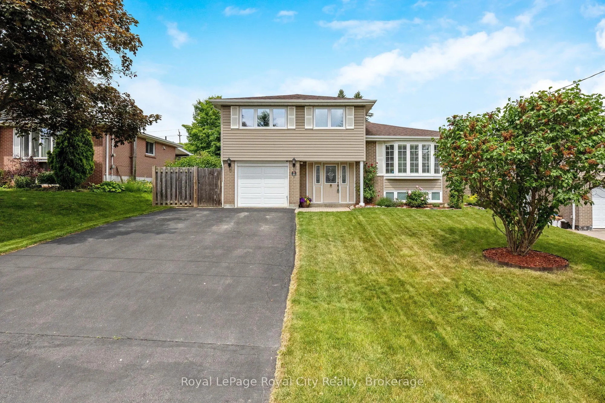 89 Joycelyn Crescent