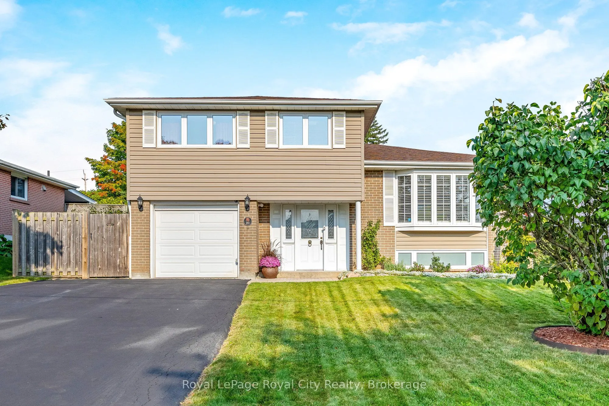 89 Joycelyn Crescent