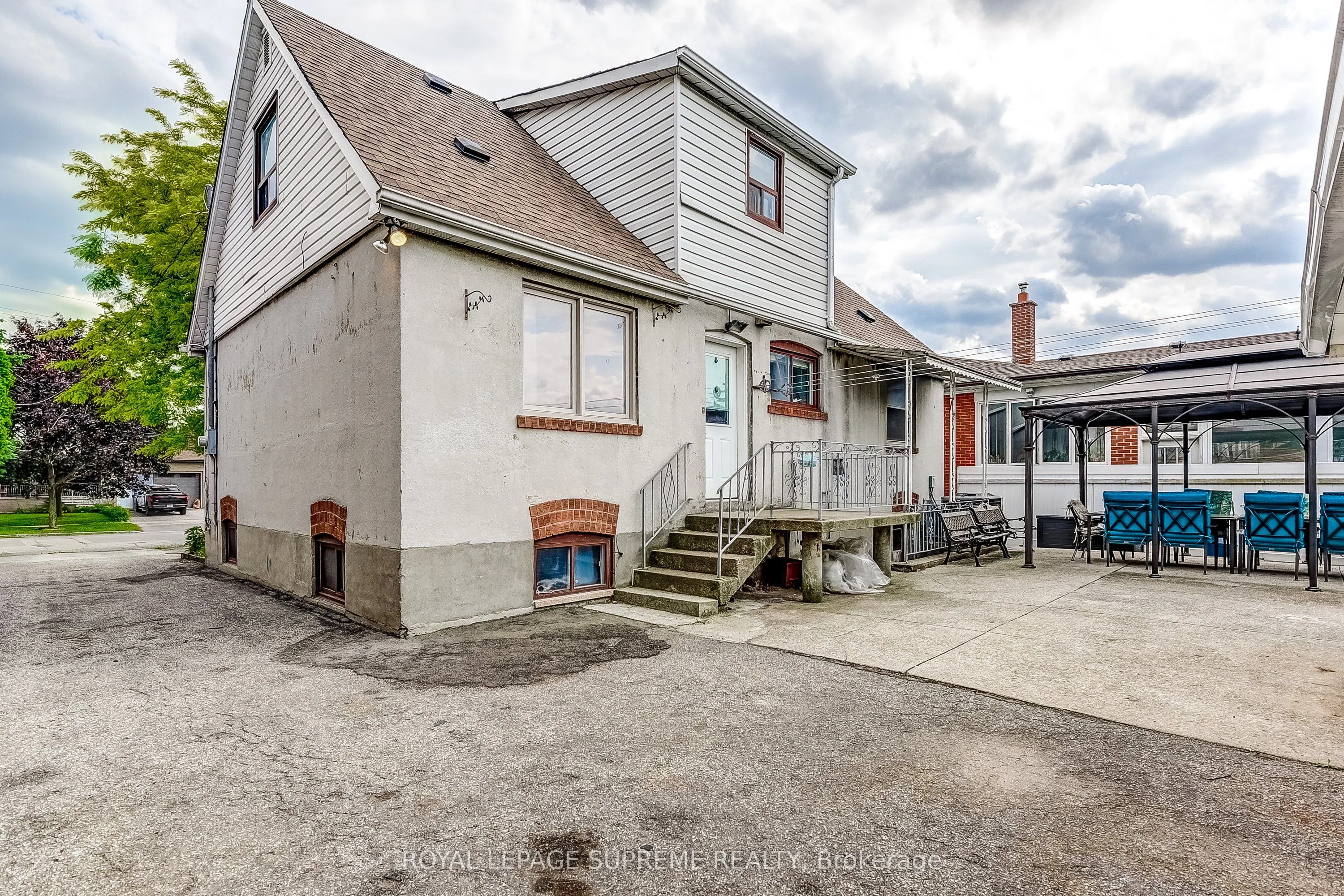 66 Cartwright Avenue