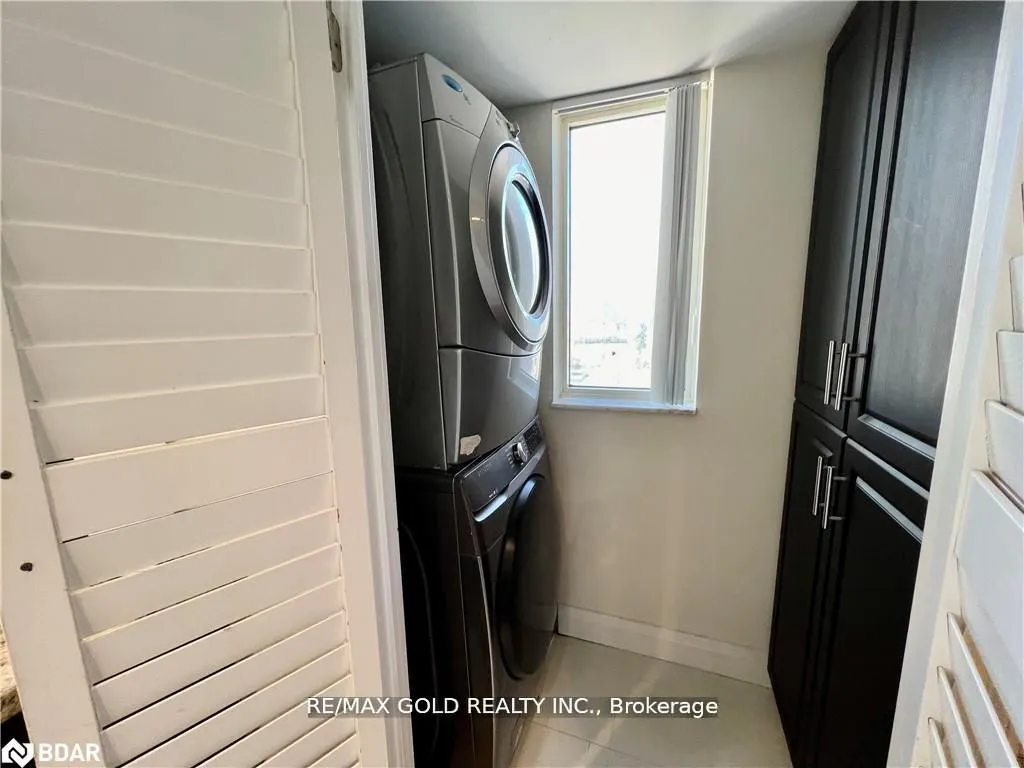 265 Enfield Place #903