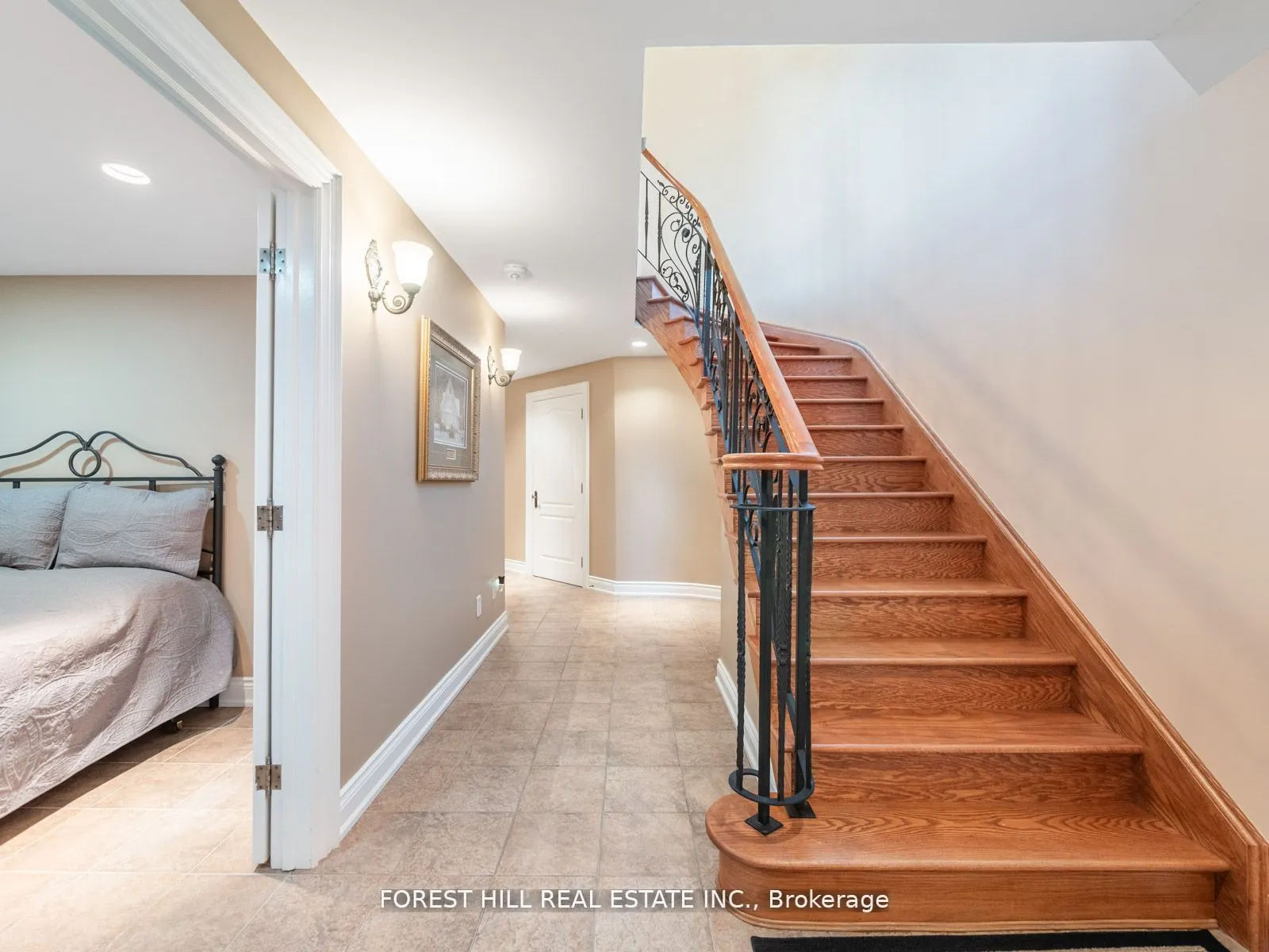 18 Highland Hill