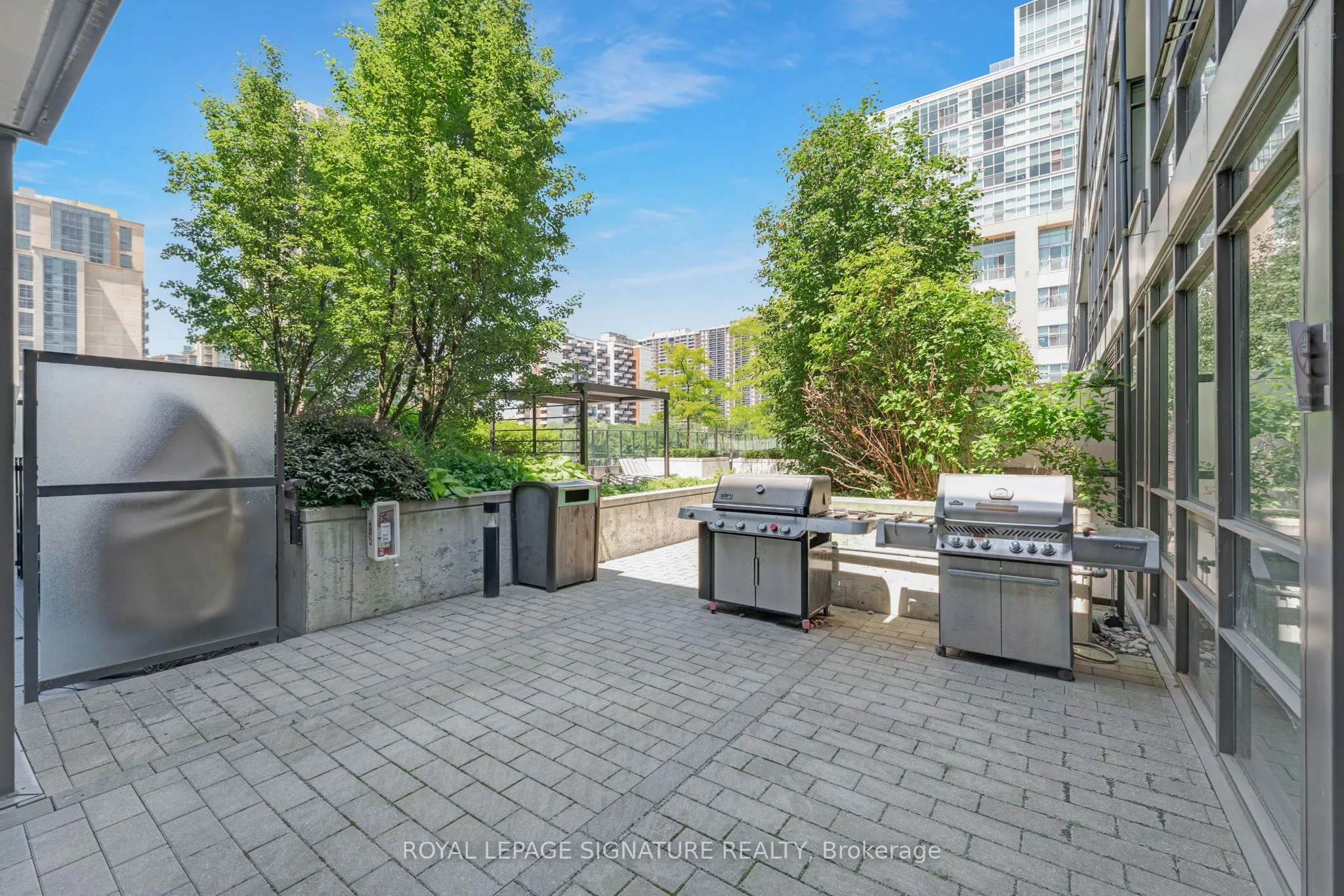 8 Fieldway Road, #403