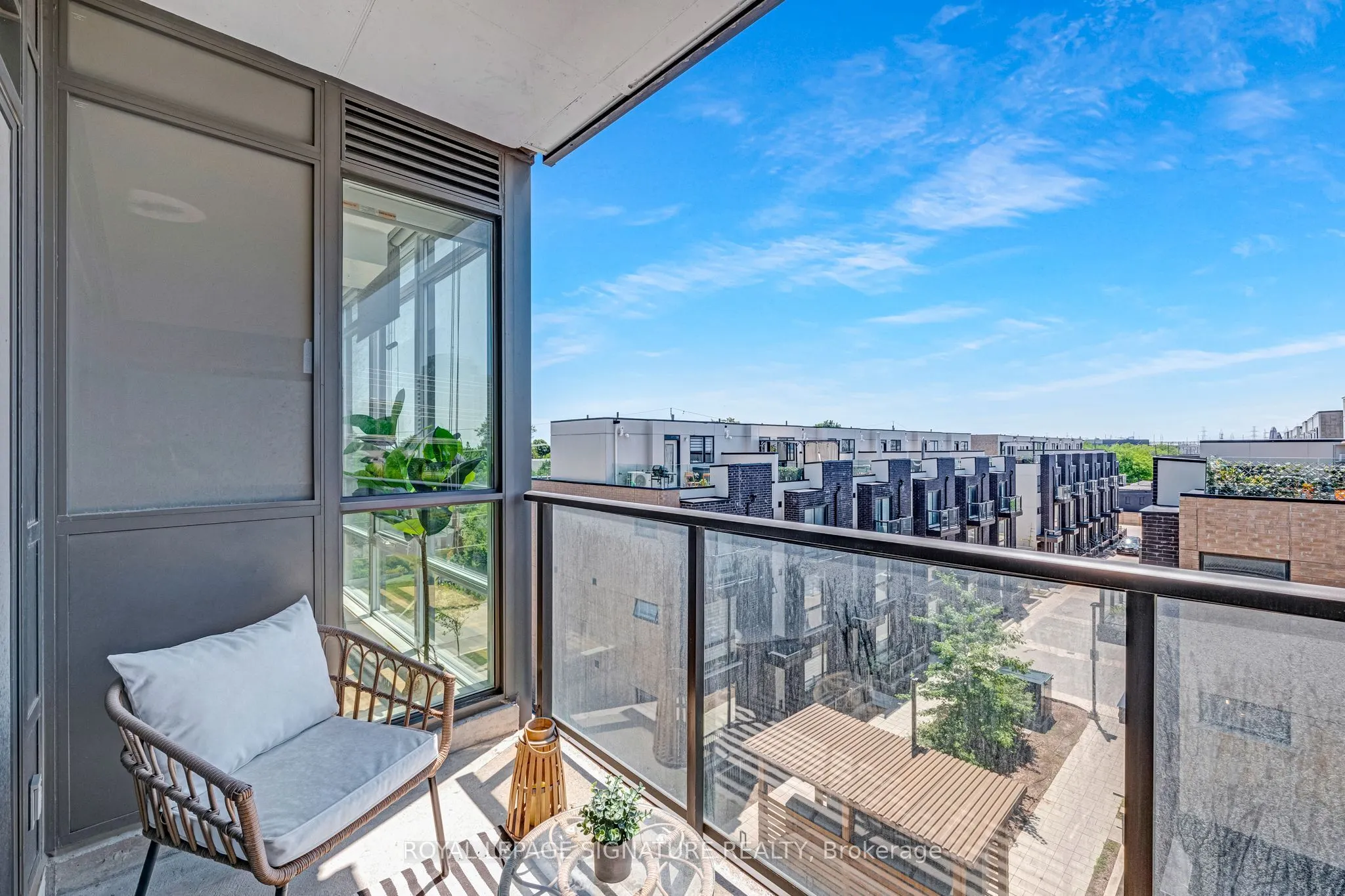 8 Fieldway Road, #403