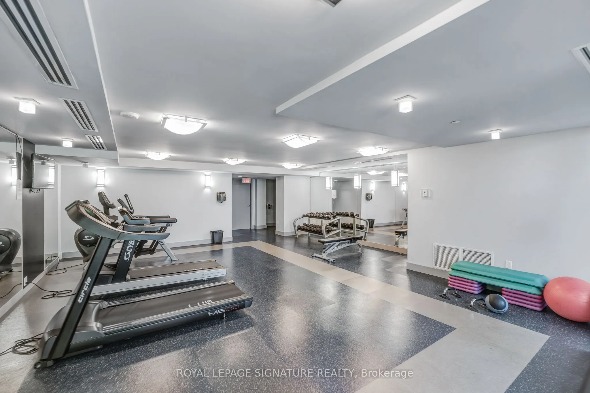 8 Fieldway Road, #403