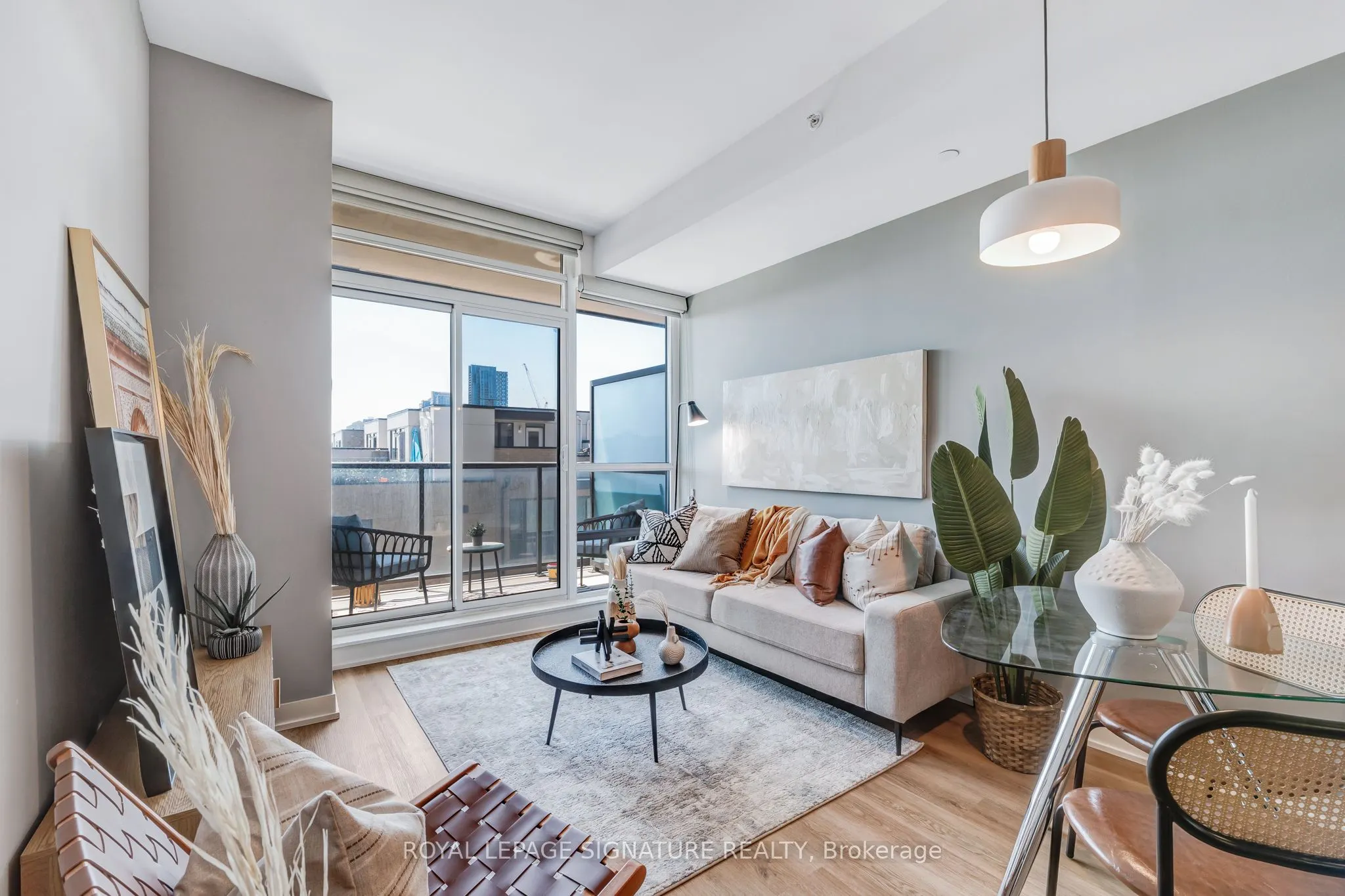 8 Fieldway Road, #403