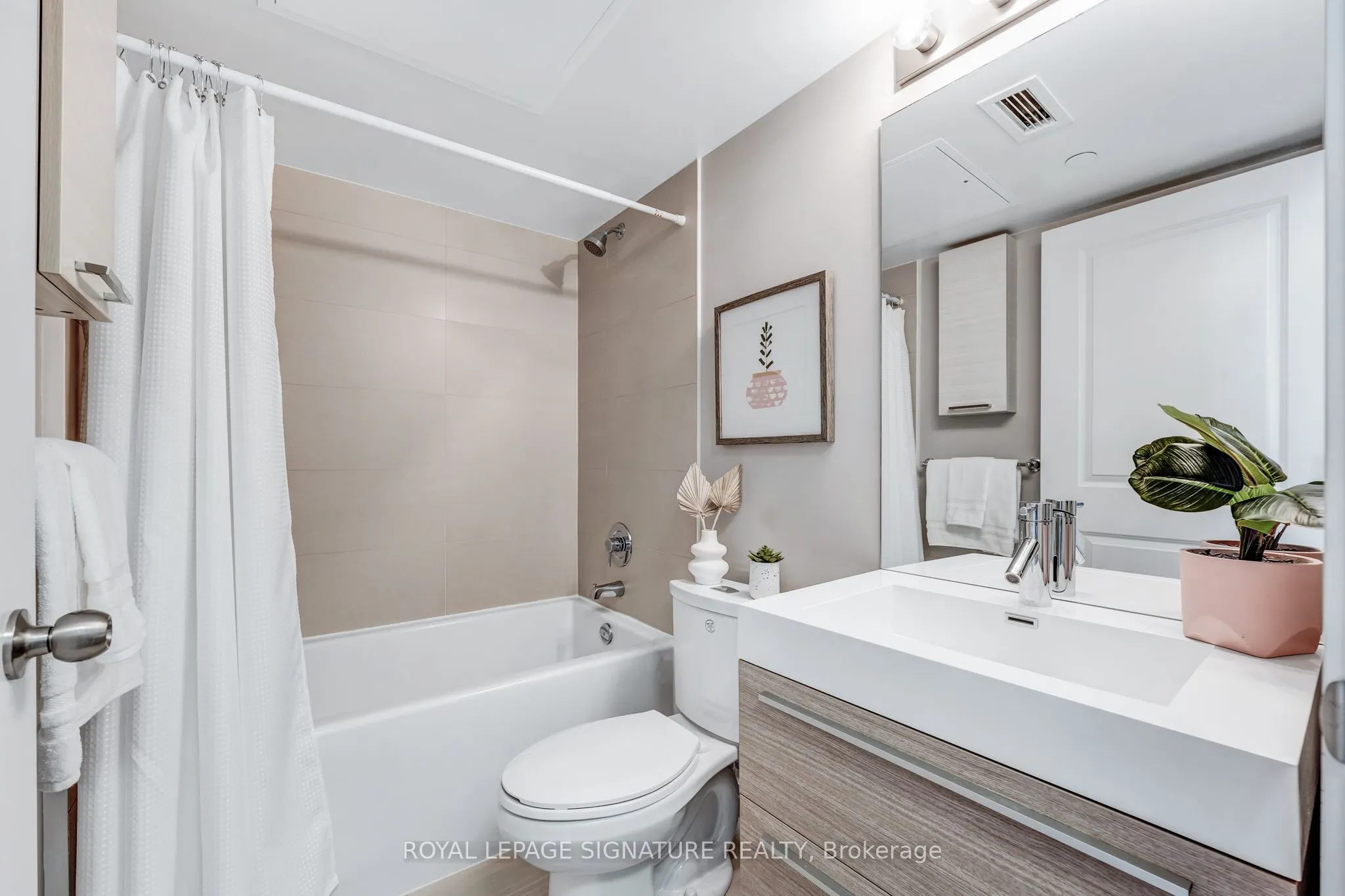 8 Fieldway Road, #403