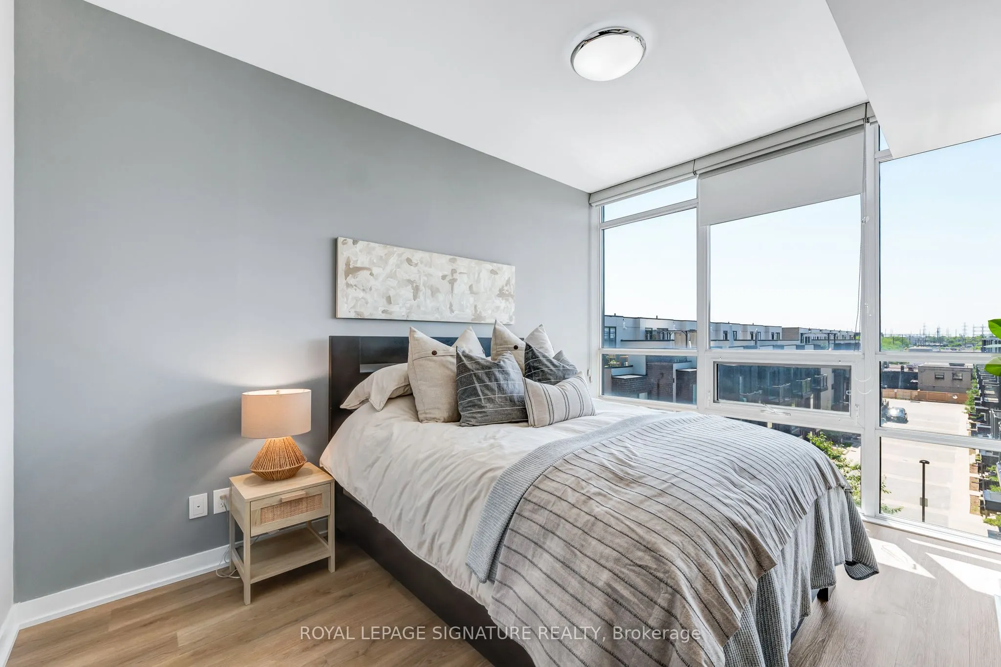 8 Fieldway Road, #403