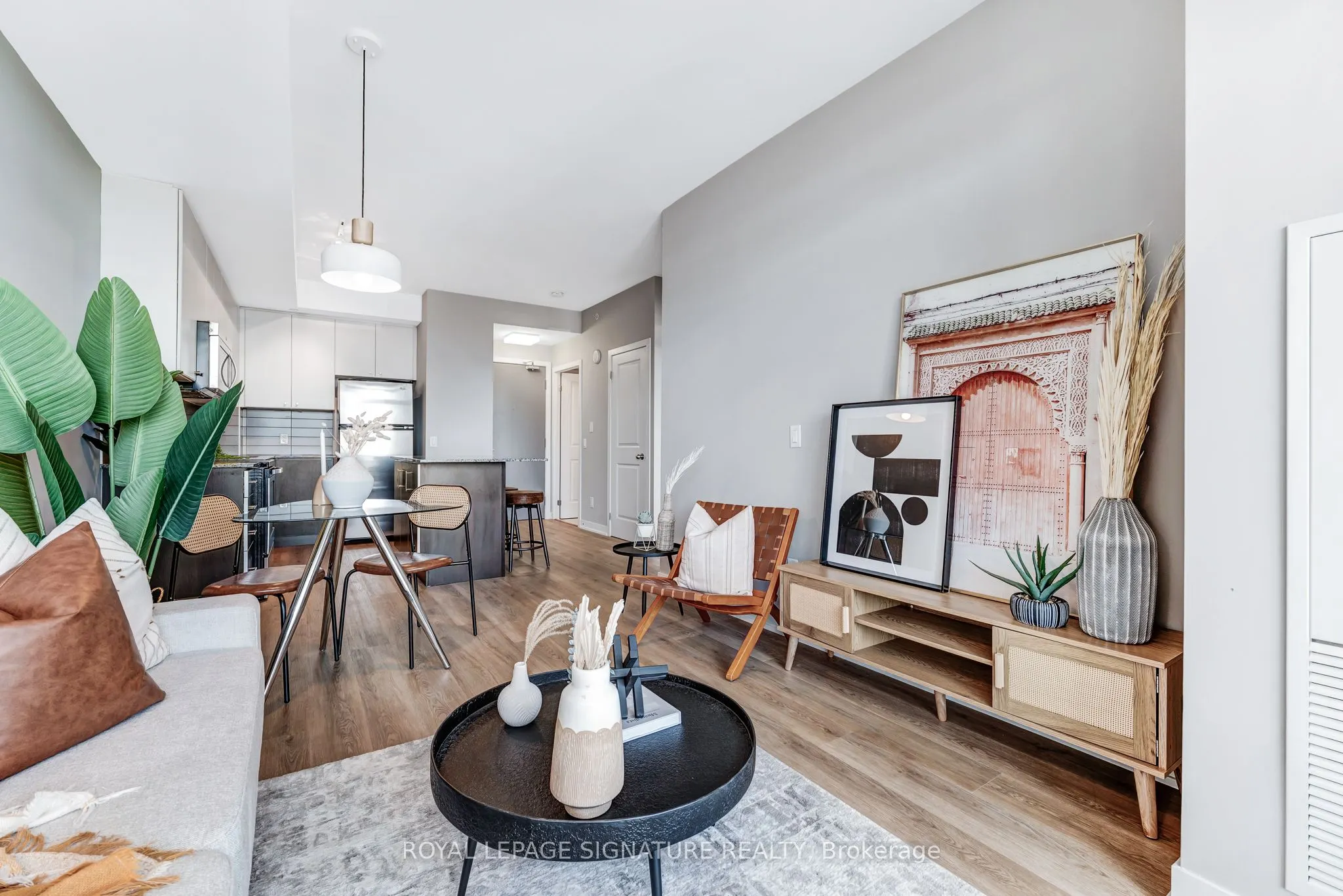 8 Fieldway Road, #403