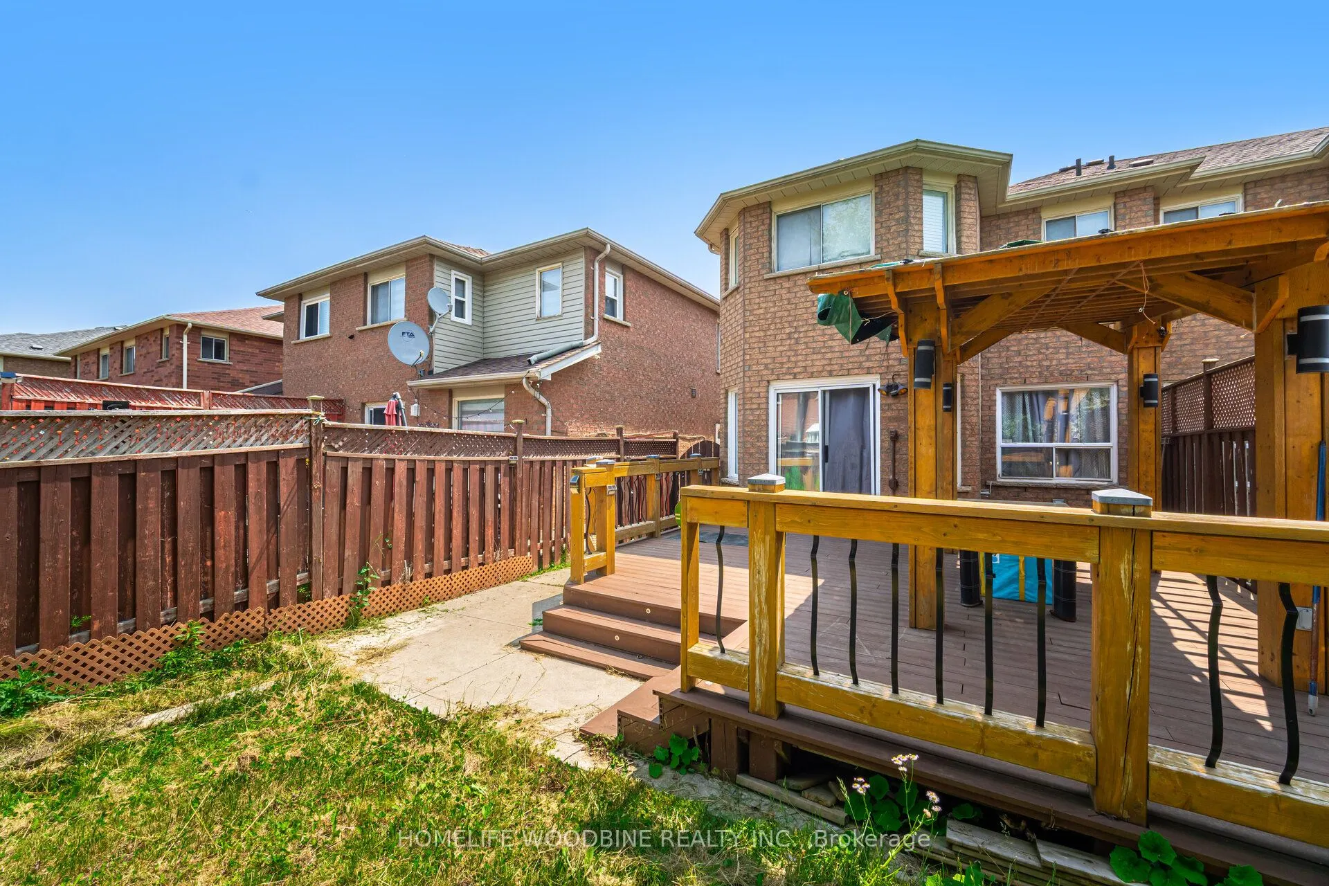 14 Tessler Crescent