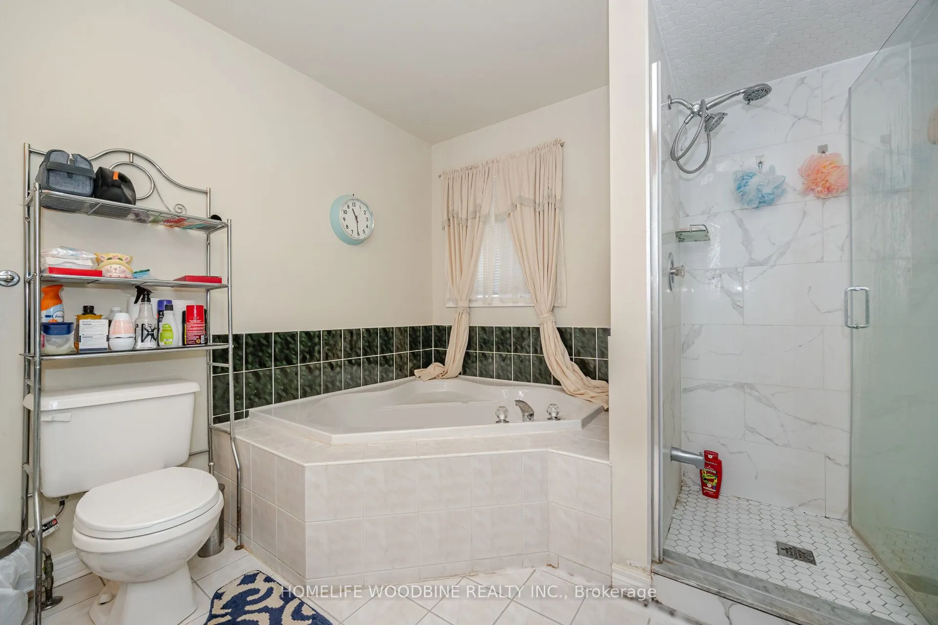 14 Tessler Crescent
