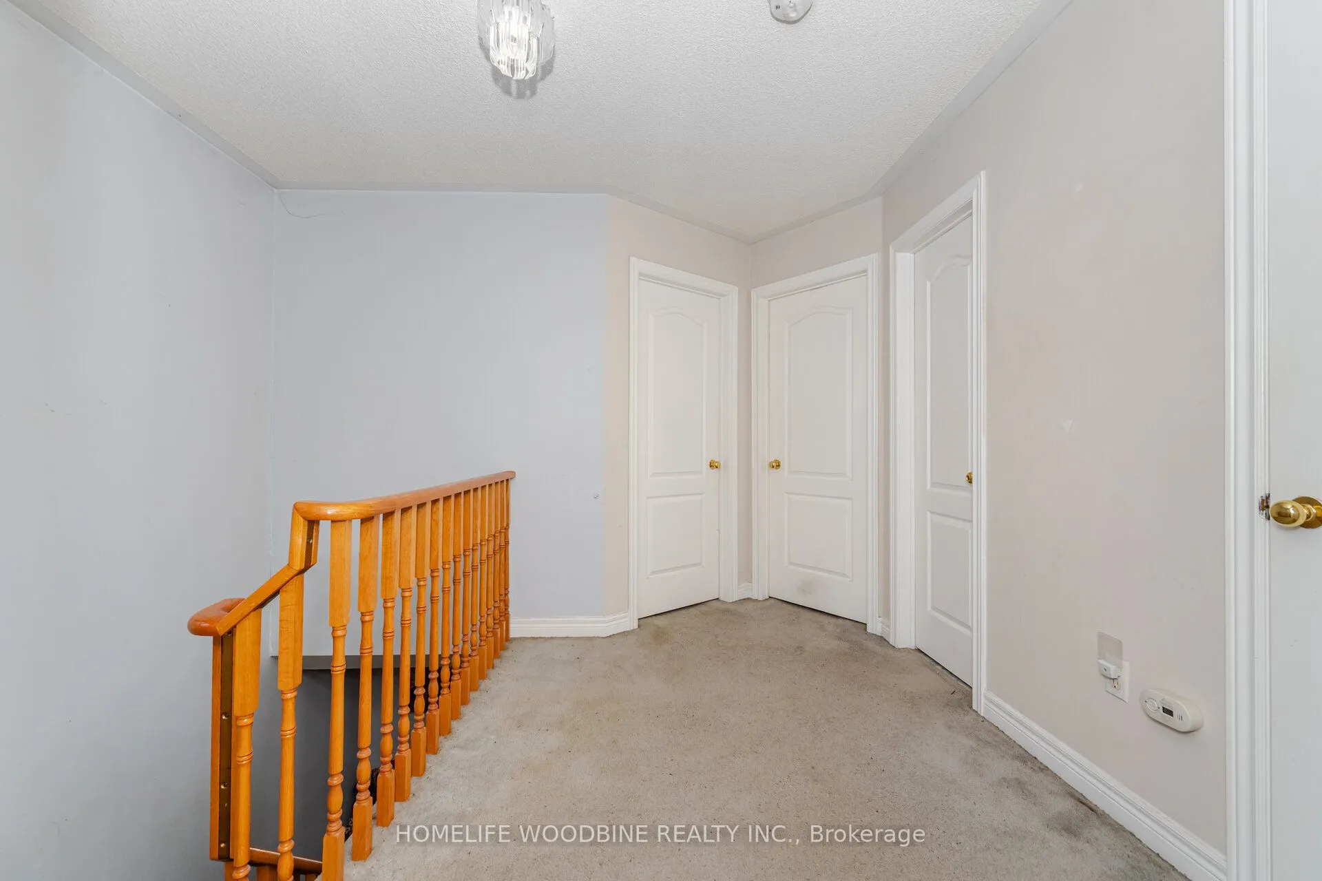 14 Tessler Crescent