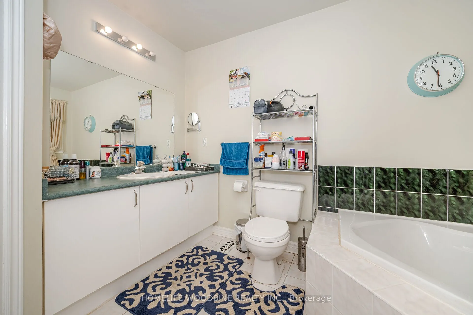 14 Tessler Crescent