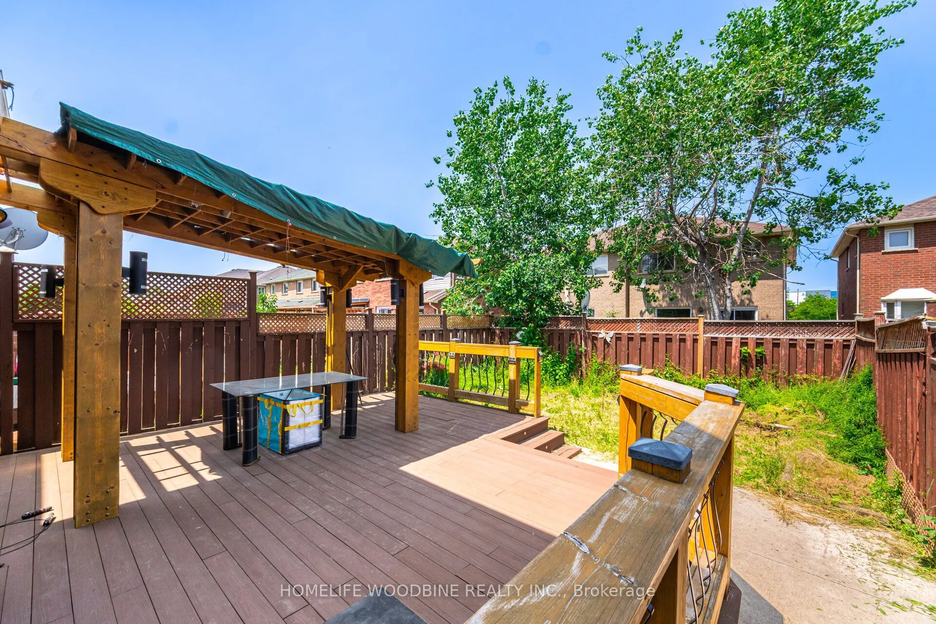 14 Tessler Crescent
