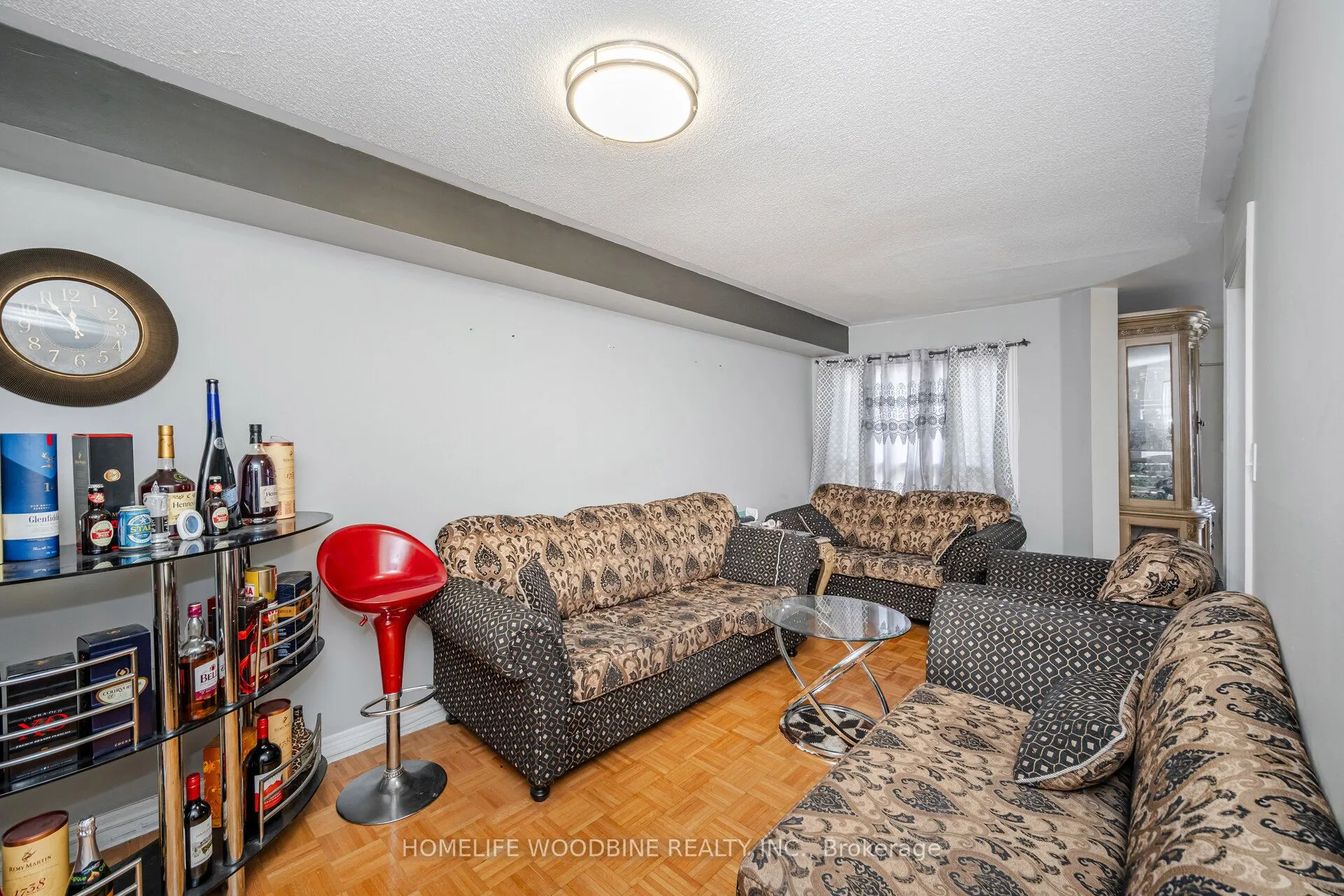 14 Tessler Crescent