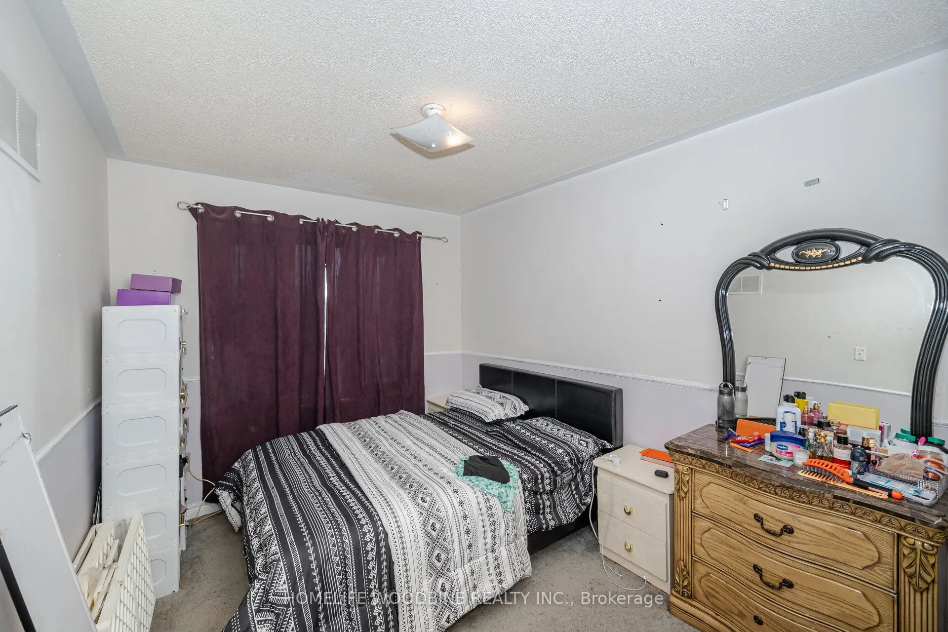 14 Tessler Crescent