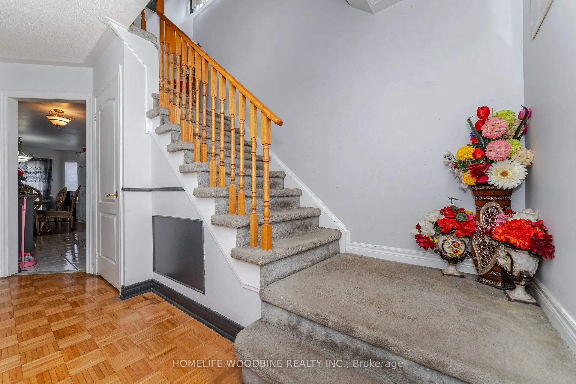 14 Tessler Crescent