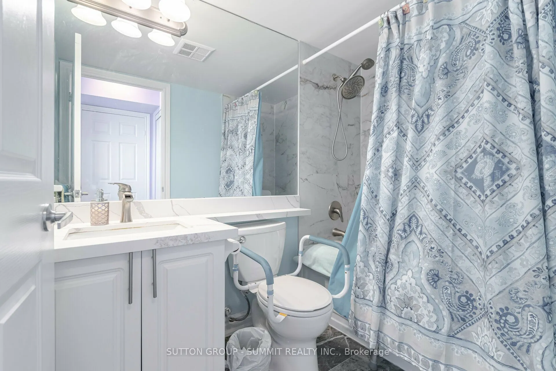 3880 Duke Of York Boulevard, #409