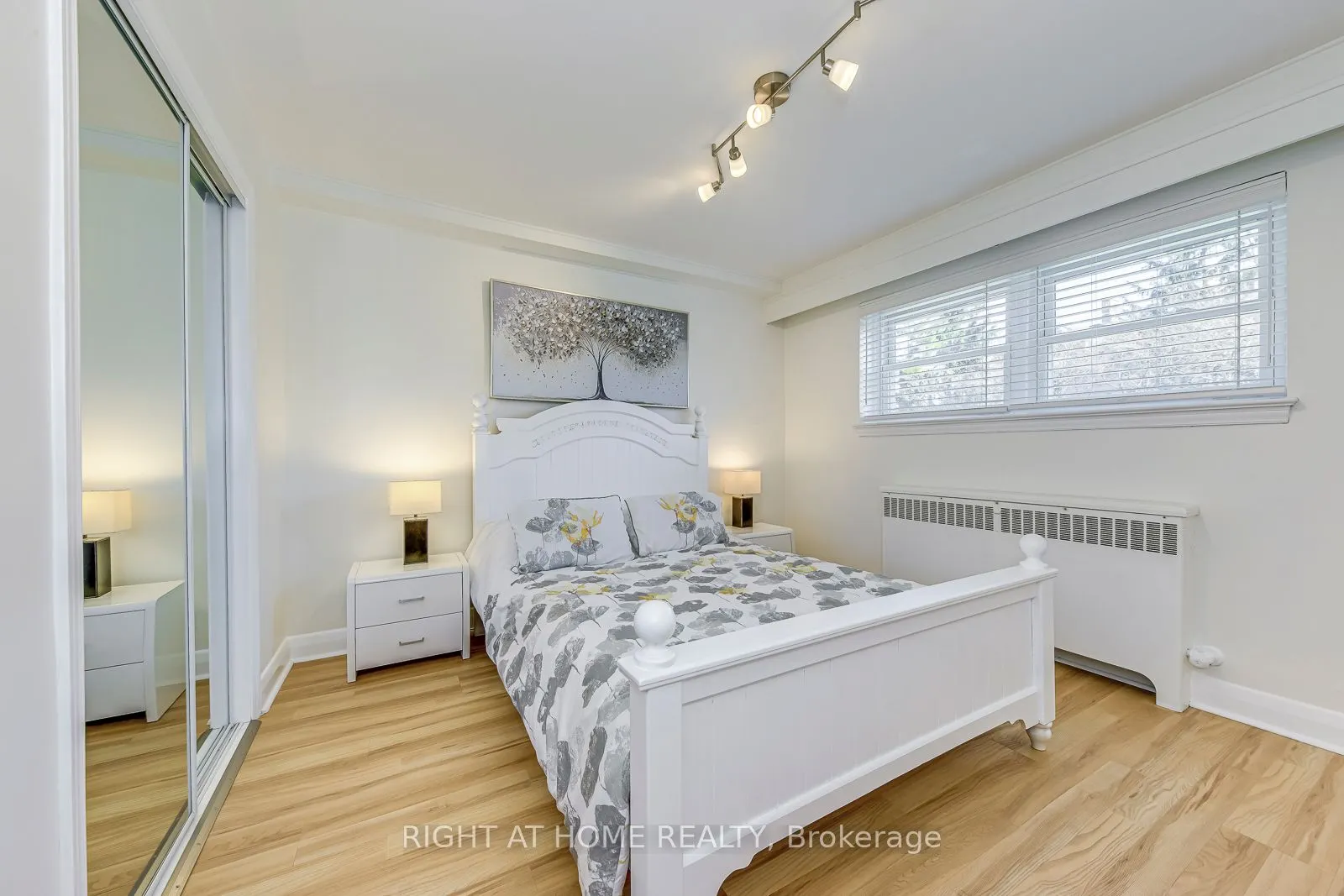 288 Reynolds Street, #1