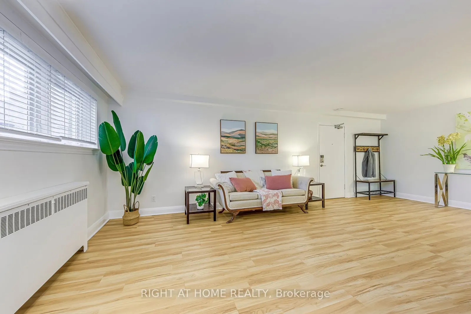 288 Reynolds Street, #1