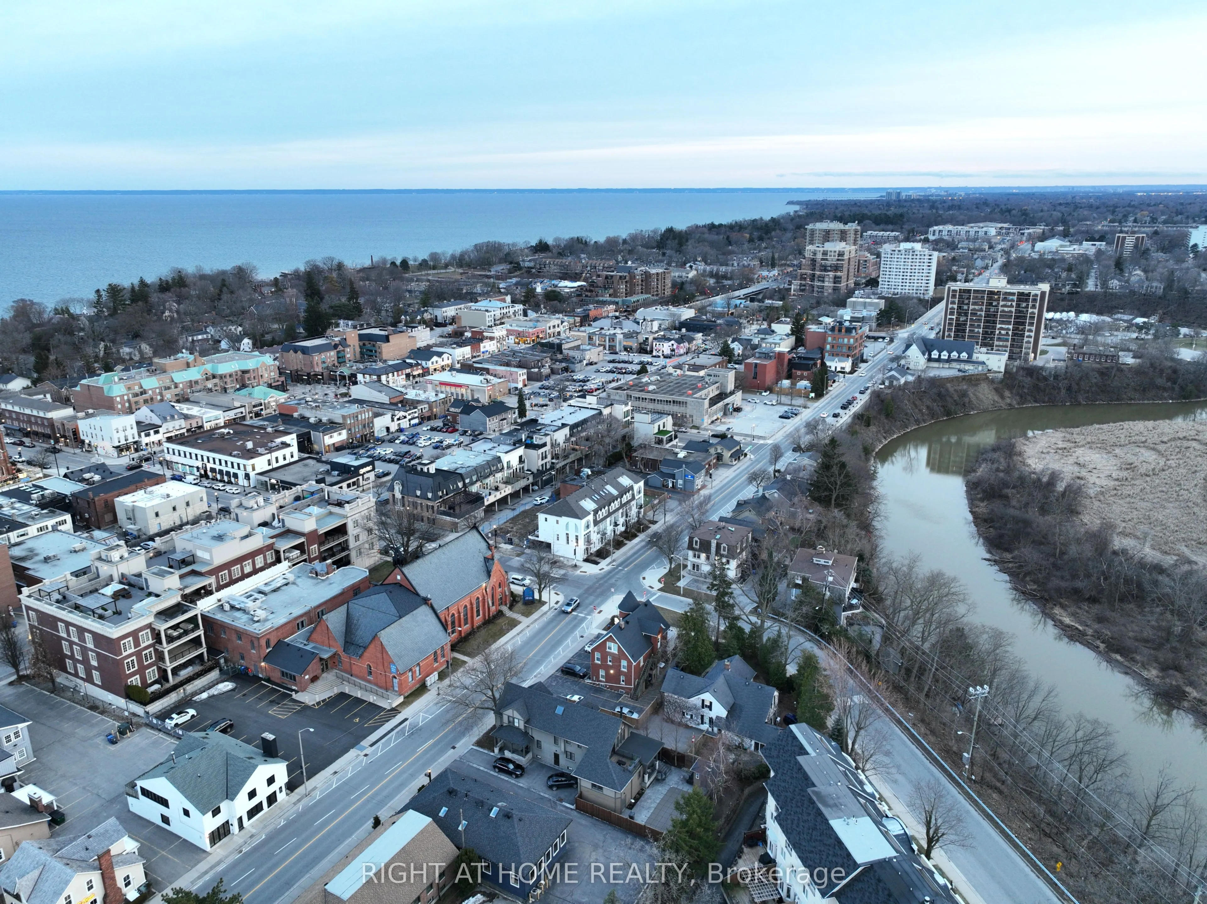 288 Reynolds Street, #1