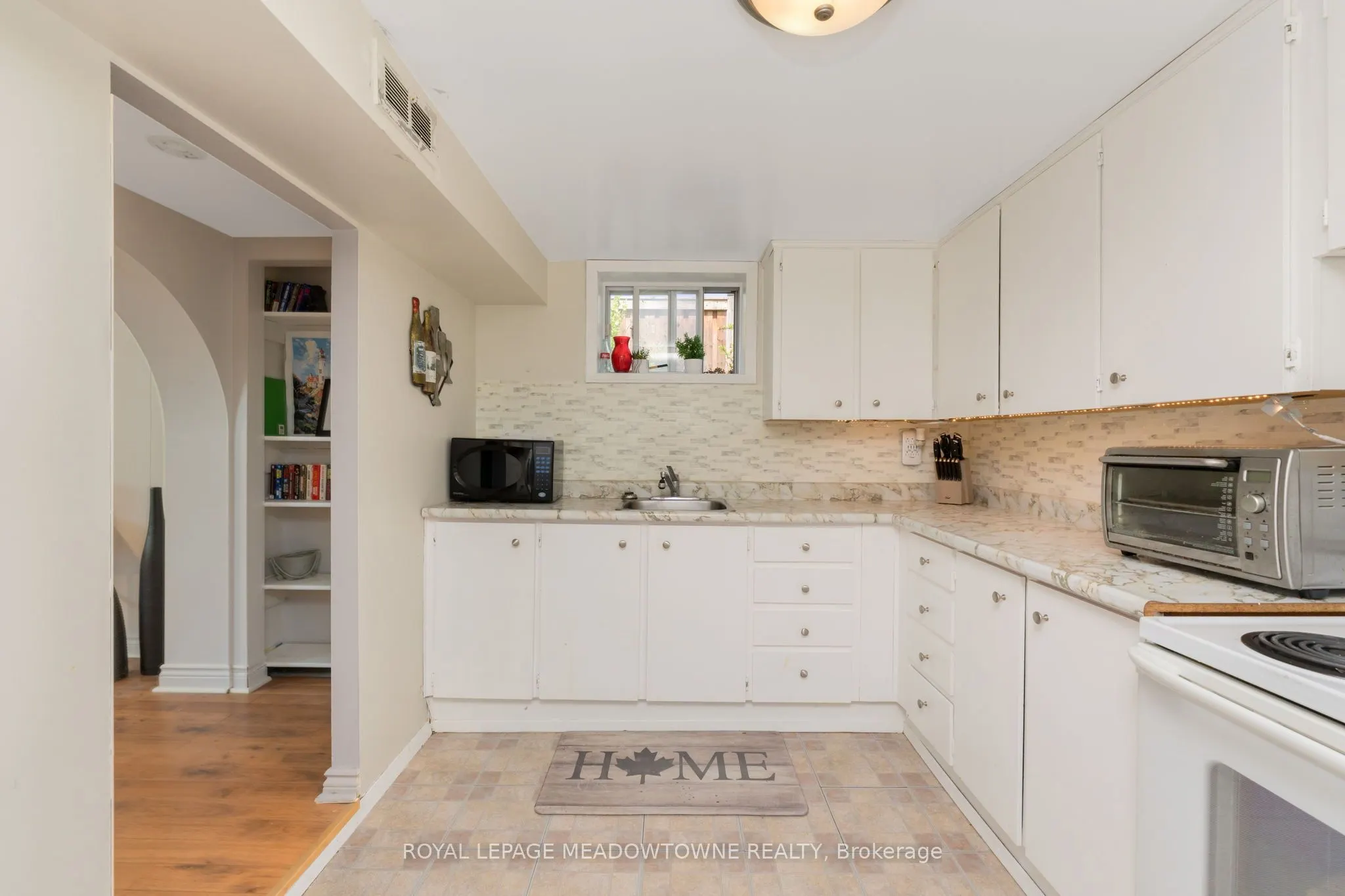 30 Lesbury Avenue