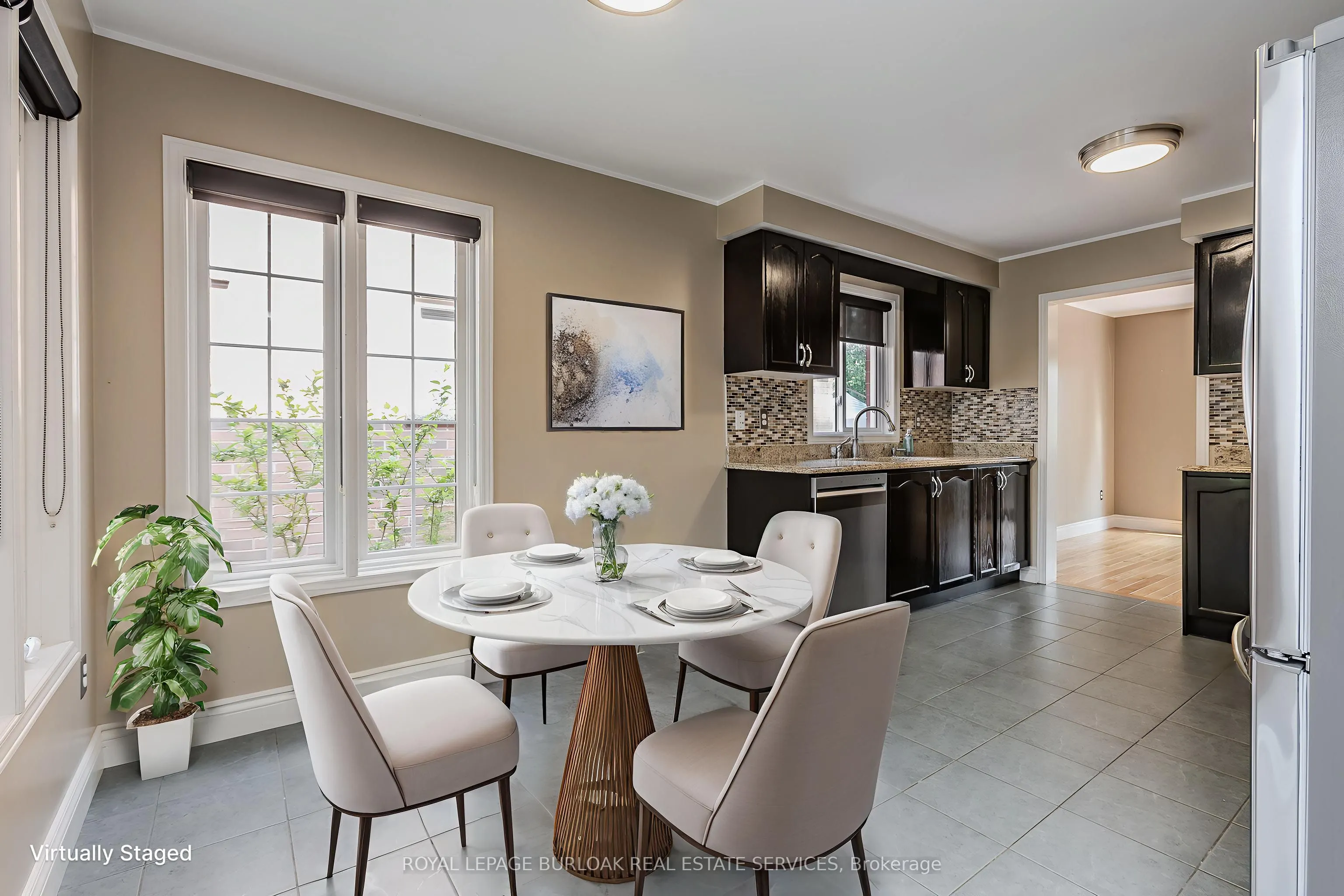 561 Phoebe Crescent