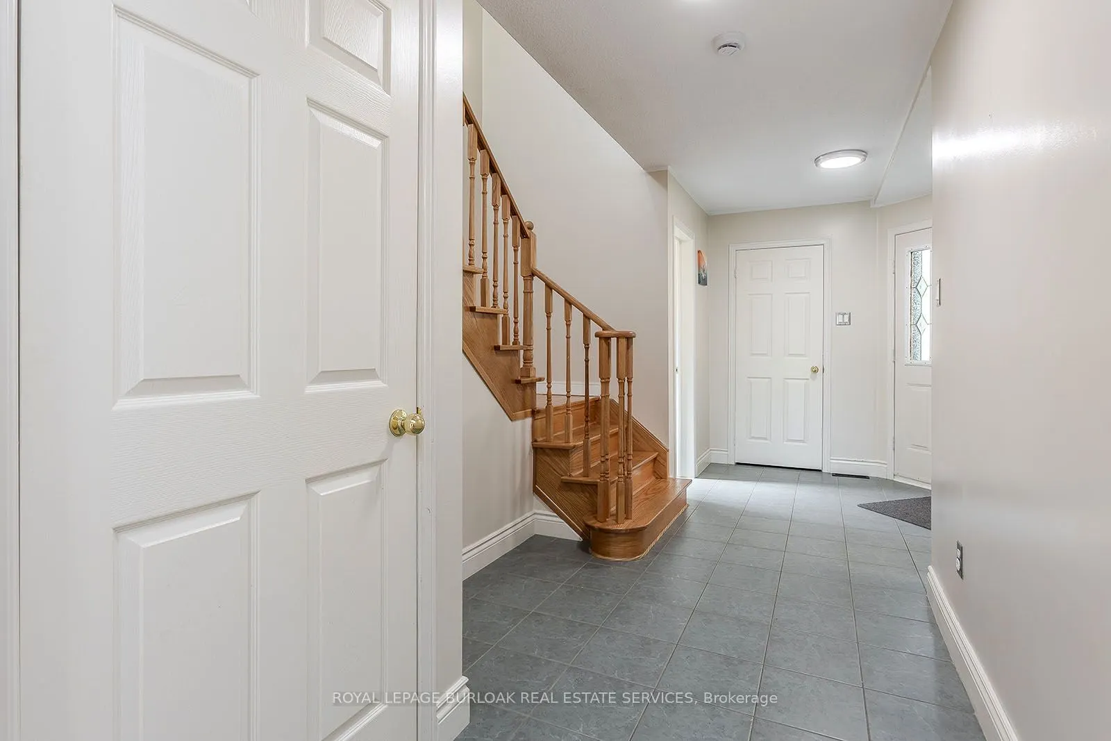 561 Phoebe Crescent