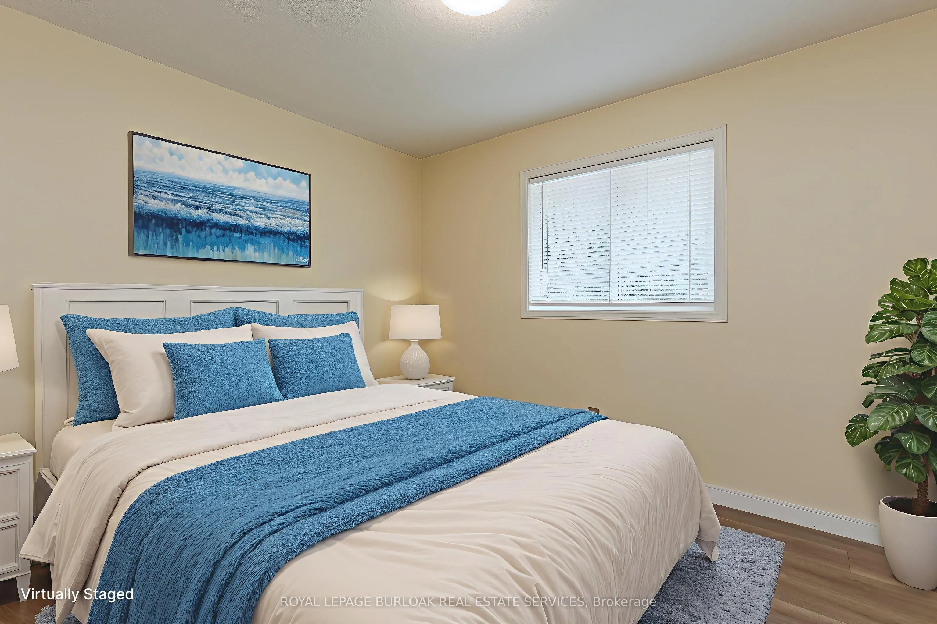 561 Phoebe Crescent