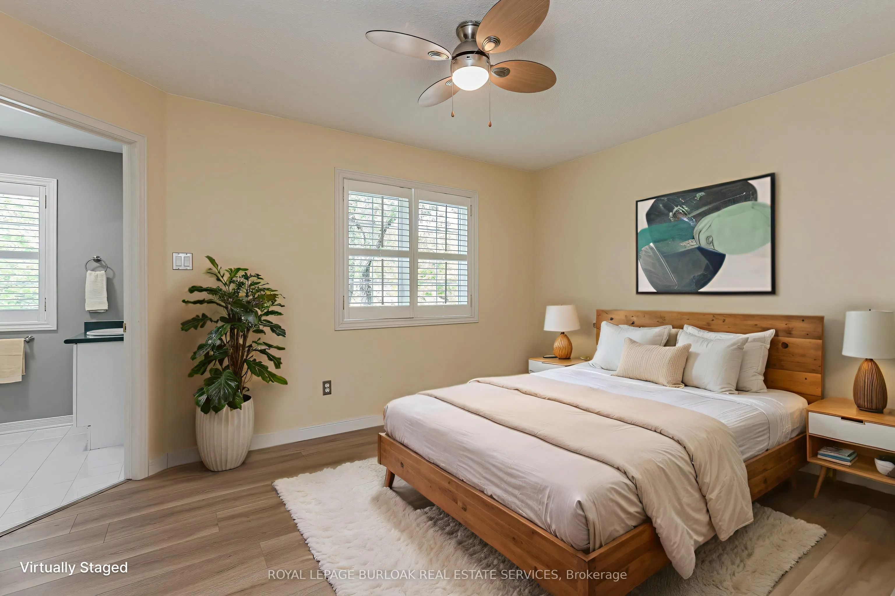 561 Phoebe Crescent