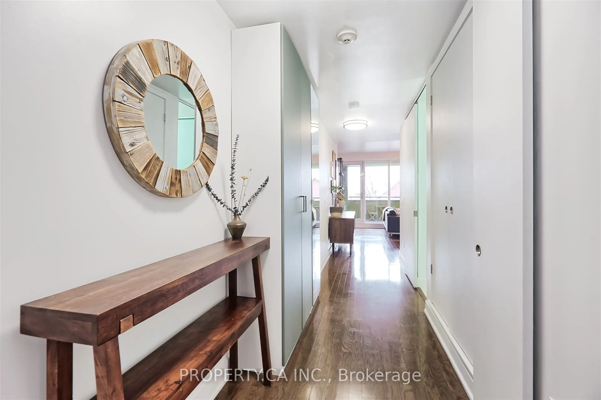 25 Ritchie Avenue, #303