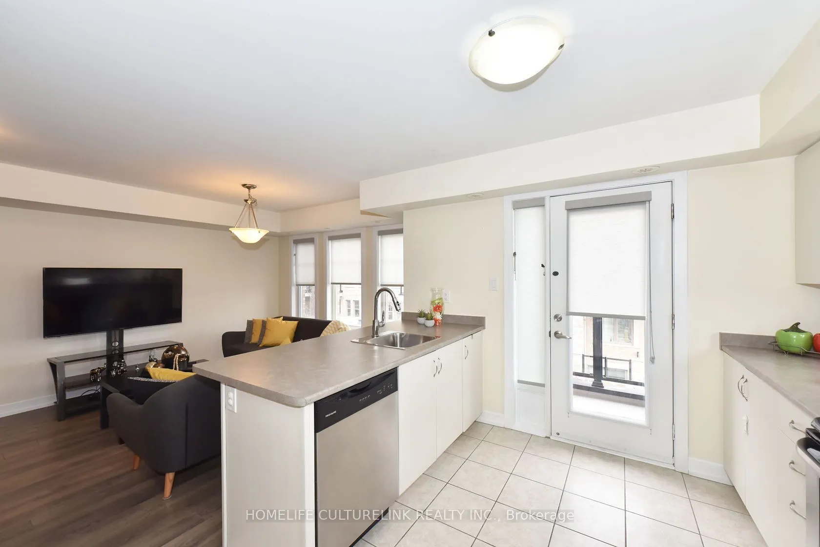 100 Parrotta Drive, #89