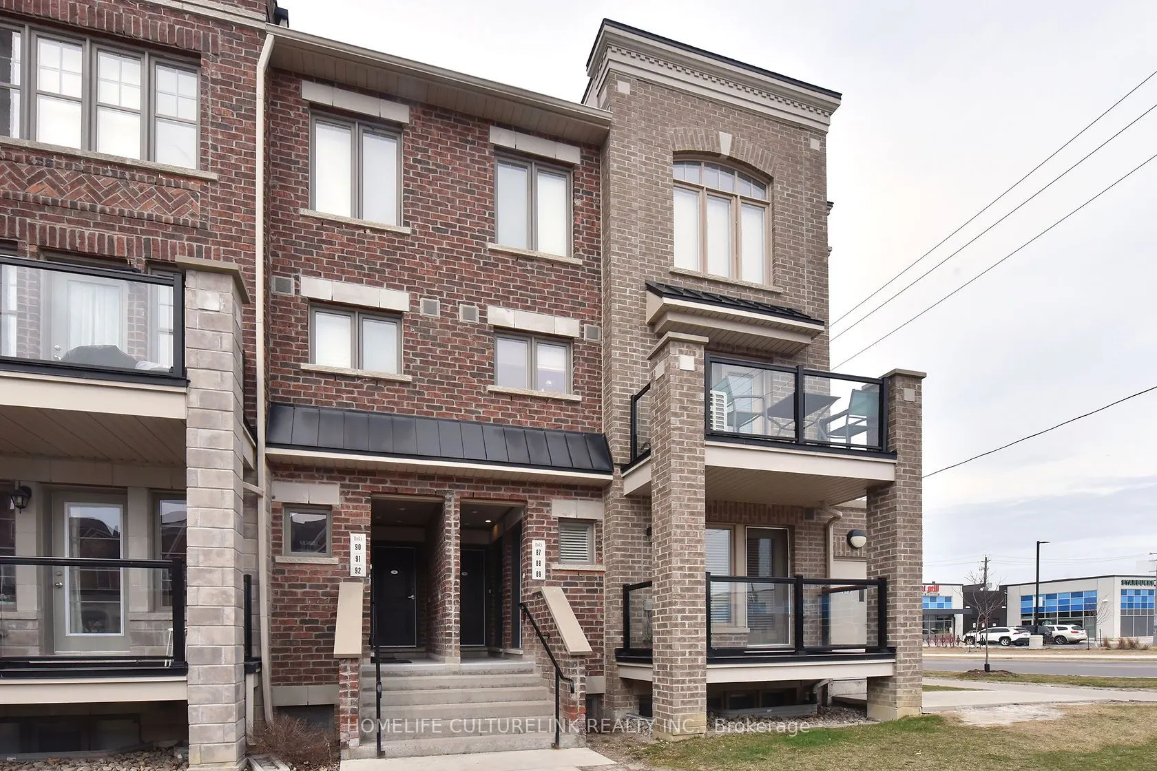 100 Parrotta Drive, #89