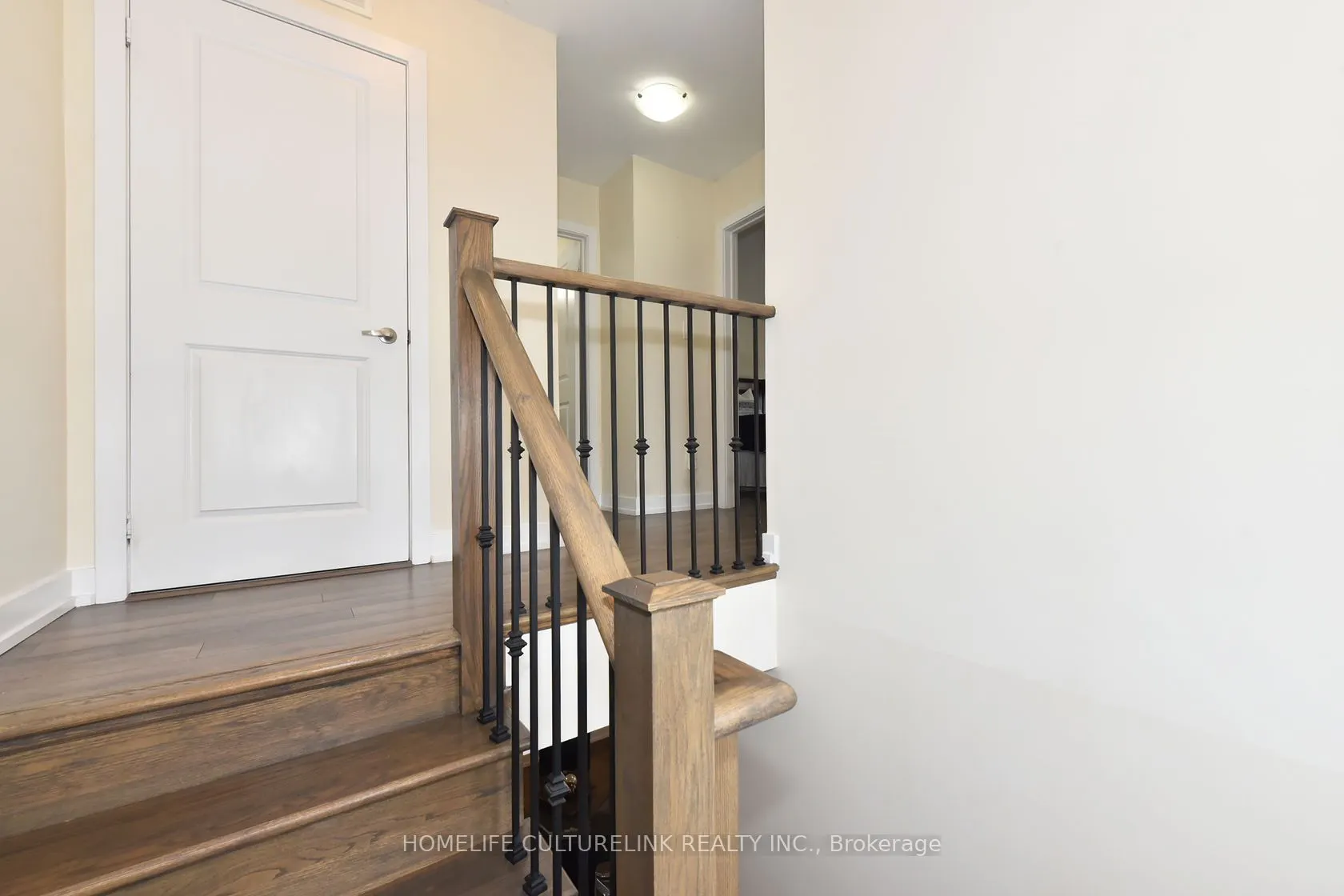 100 Parrotta Drive, #89