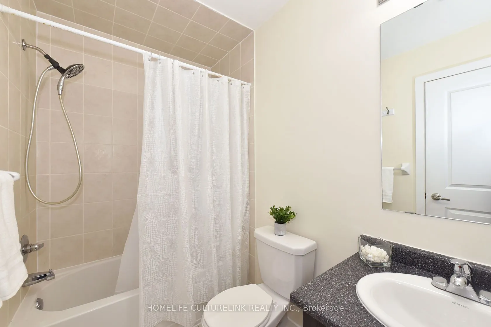 100 Parrotta Drive, #89
