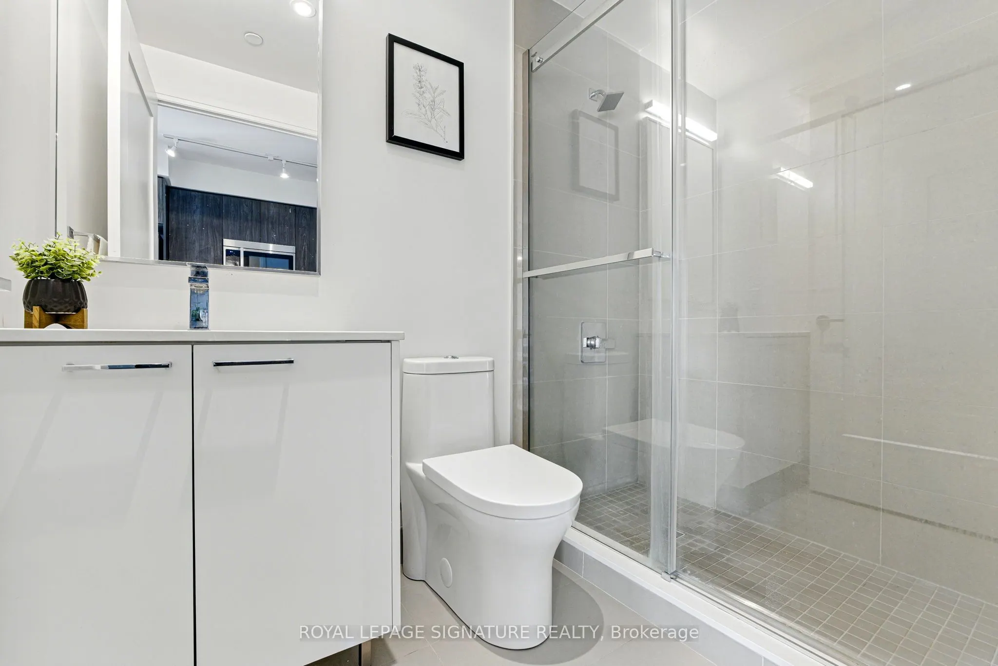 293 The Kingsway, #324