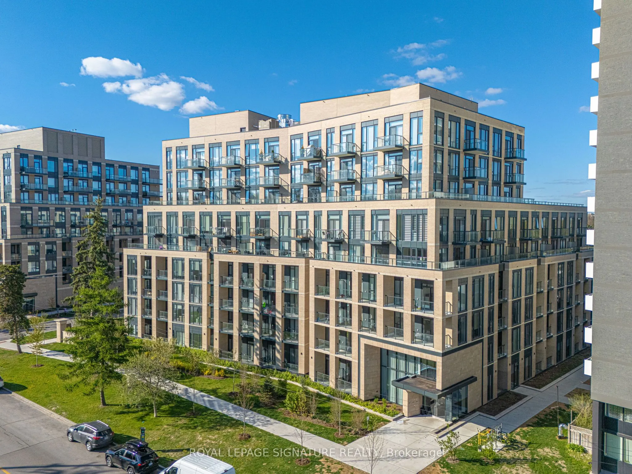 293 The Kingsway, #324