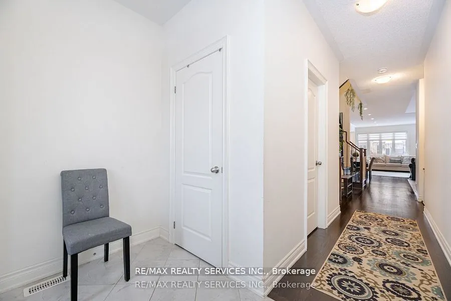 7 Lady Evelyn Crescent