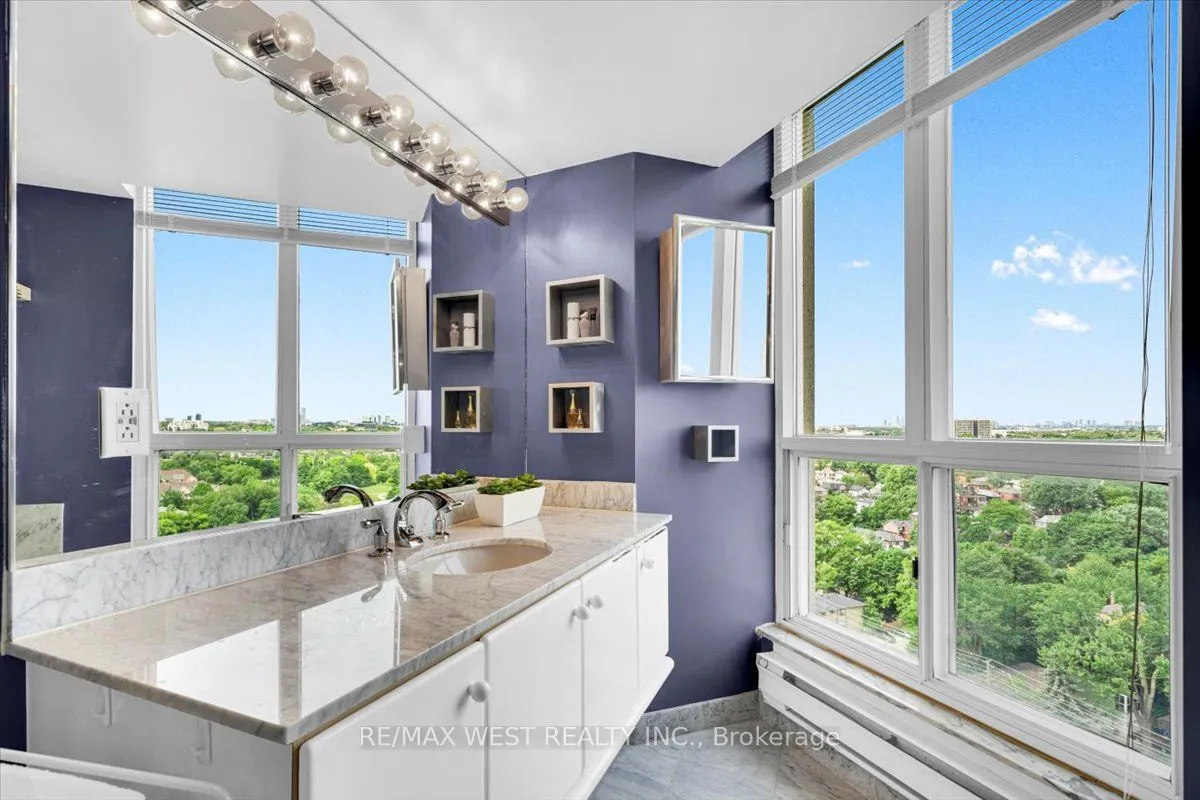 2285 Lake Shore Boulevard W, #1608