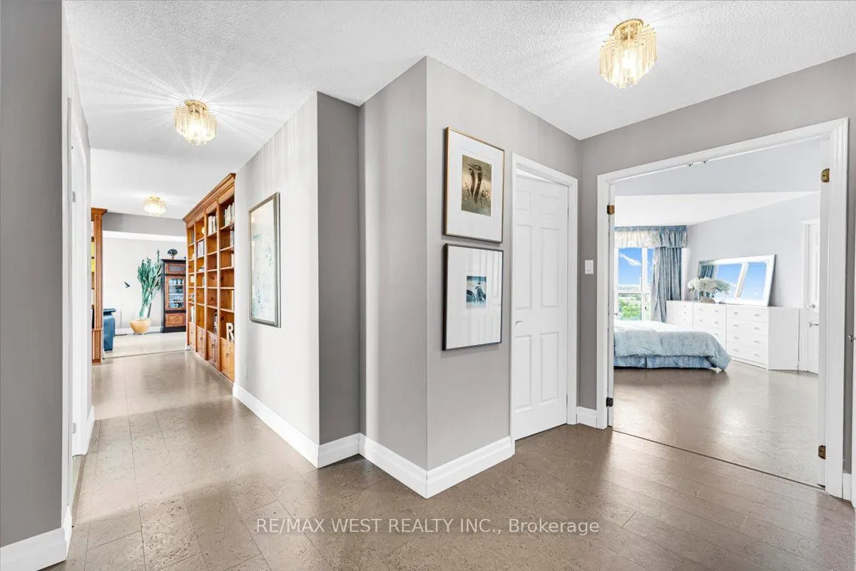 2285 Lake Shore Boulevard W, #1608