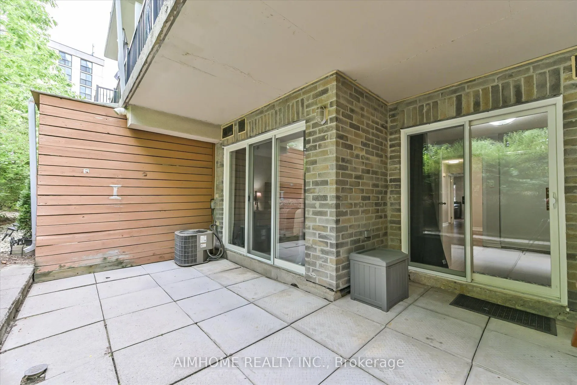 55 George Appleton Way, #1036