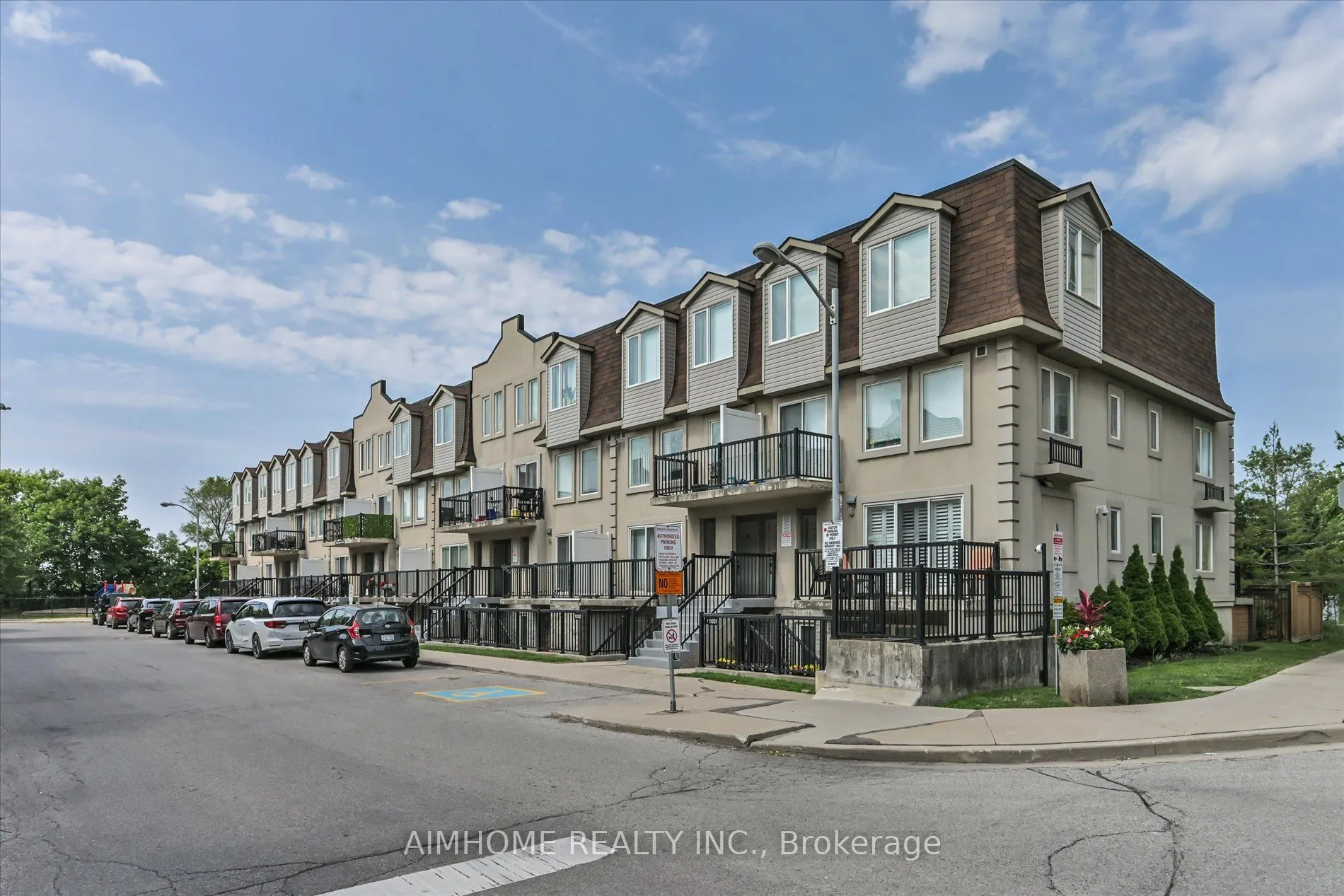 55 George Appleton Way, #1036