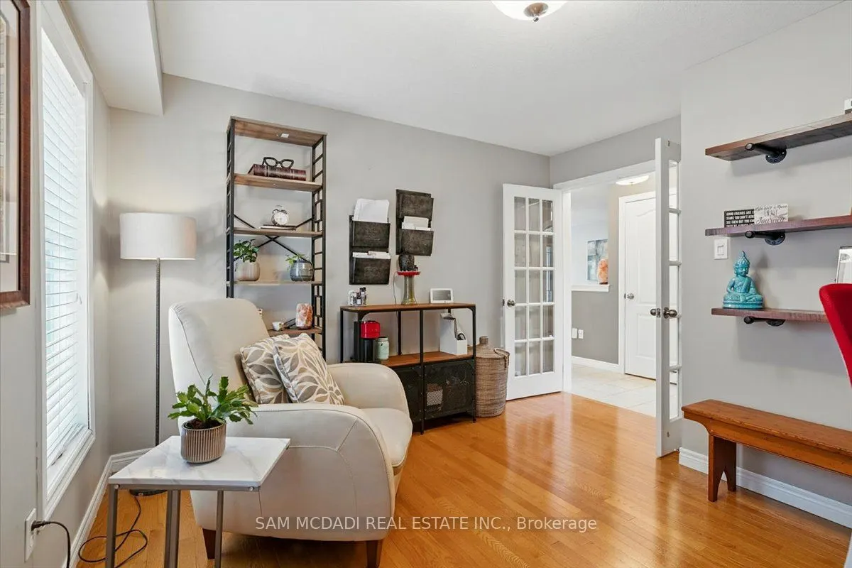 3 Maude Court