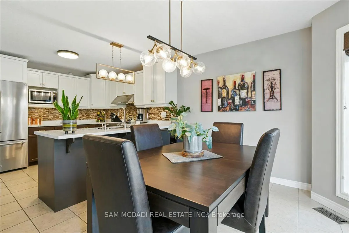 3 Maude Court