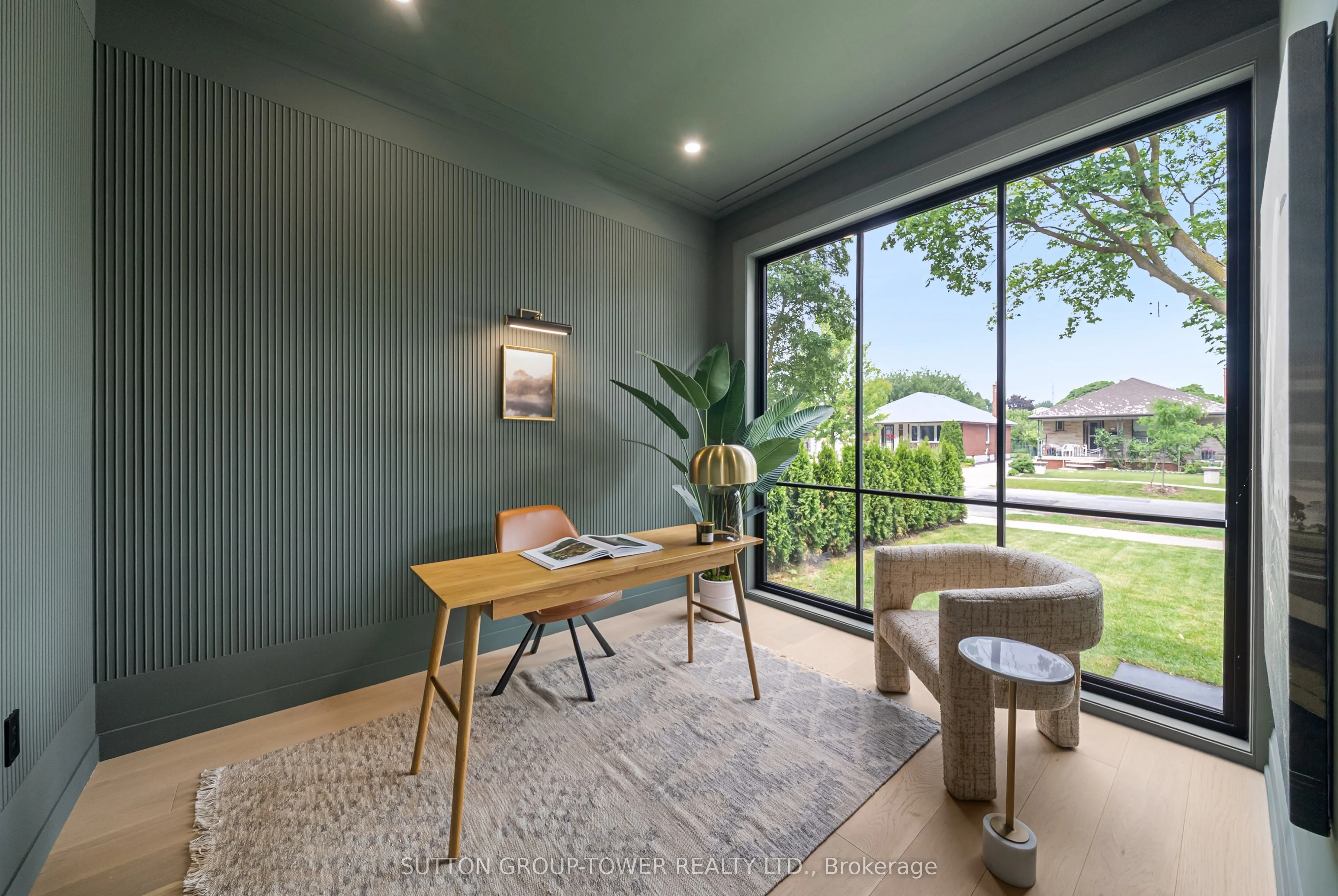 121 Edgecroft Road