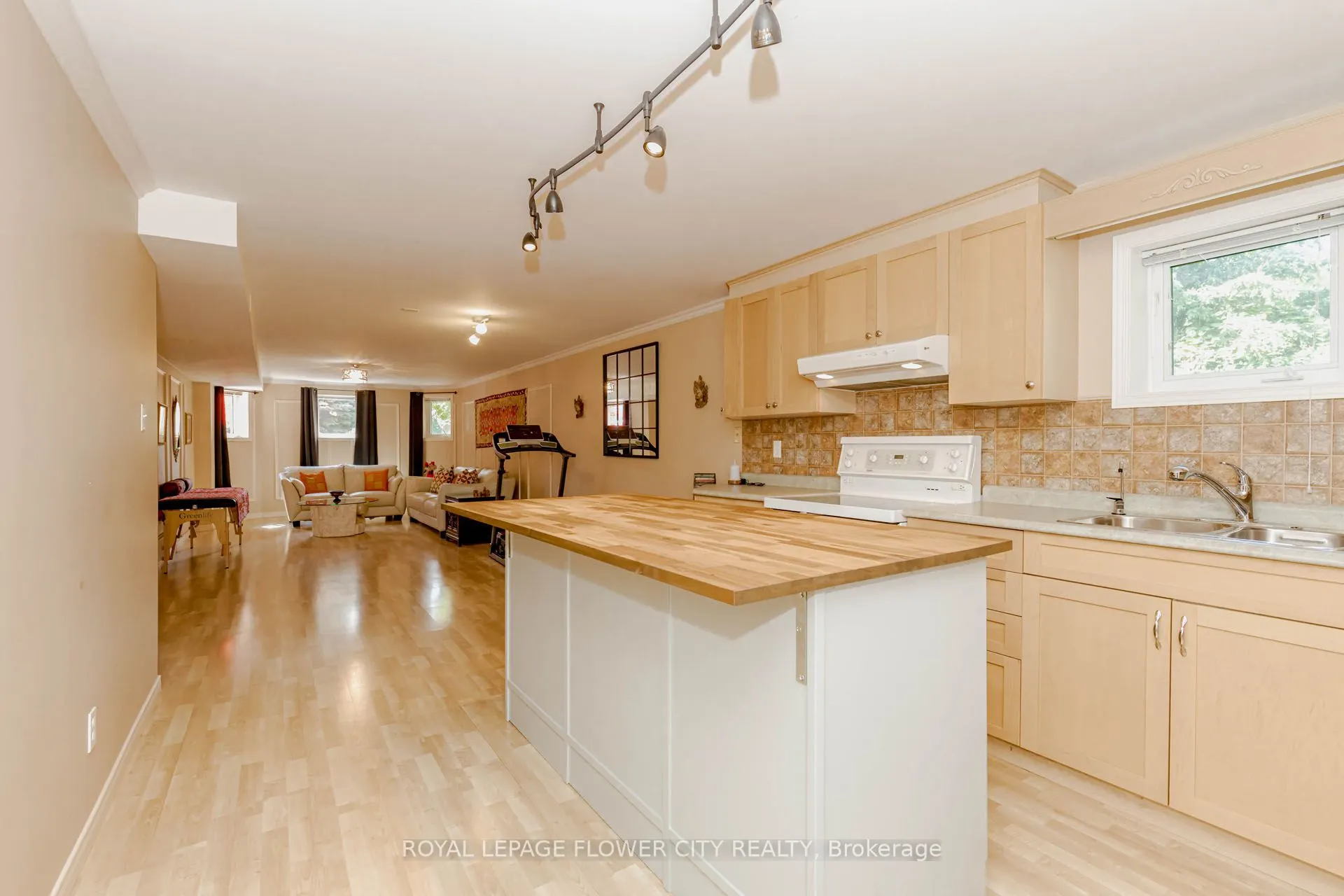 14103 Argyll Road