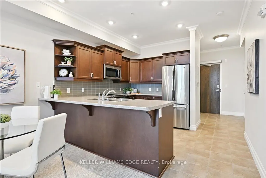 3290 New Street, #607