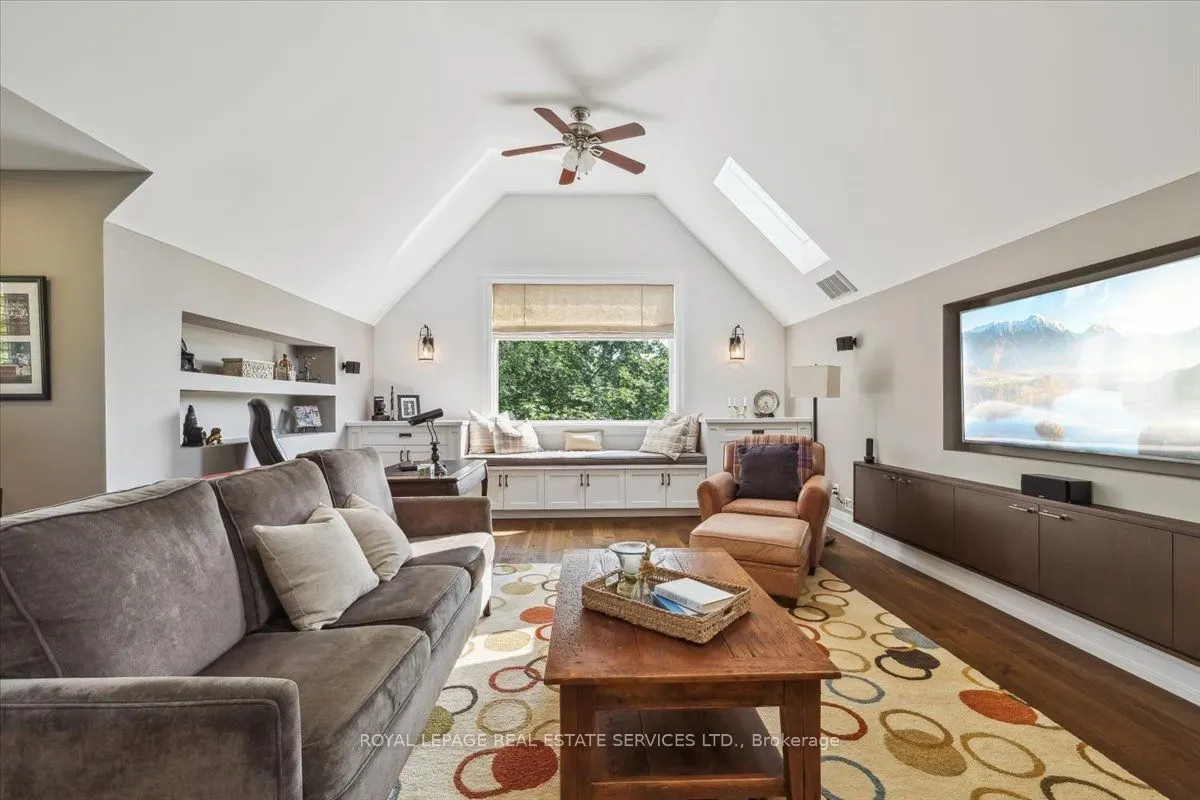 382 Trafalgar Road