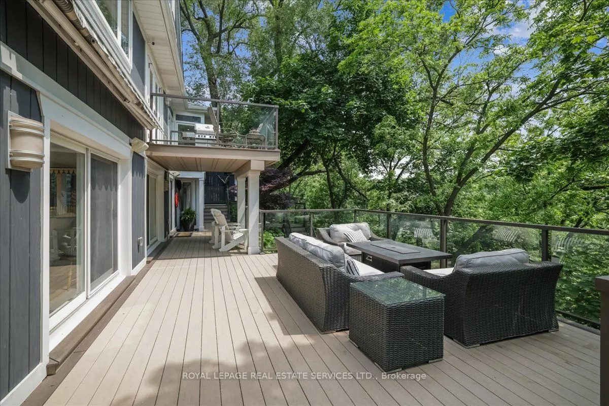 382 Trafalgar Road
